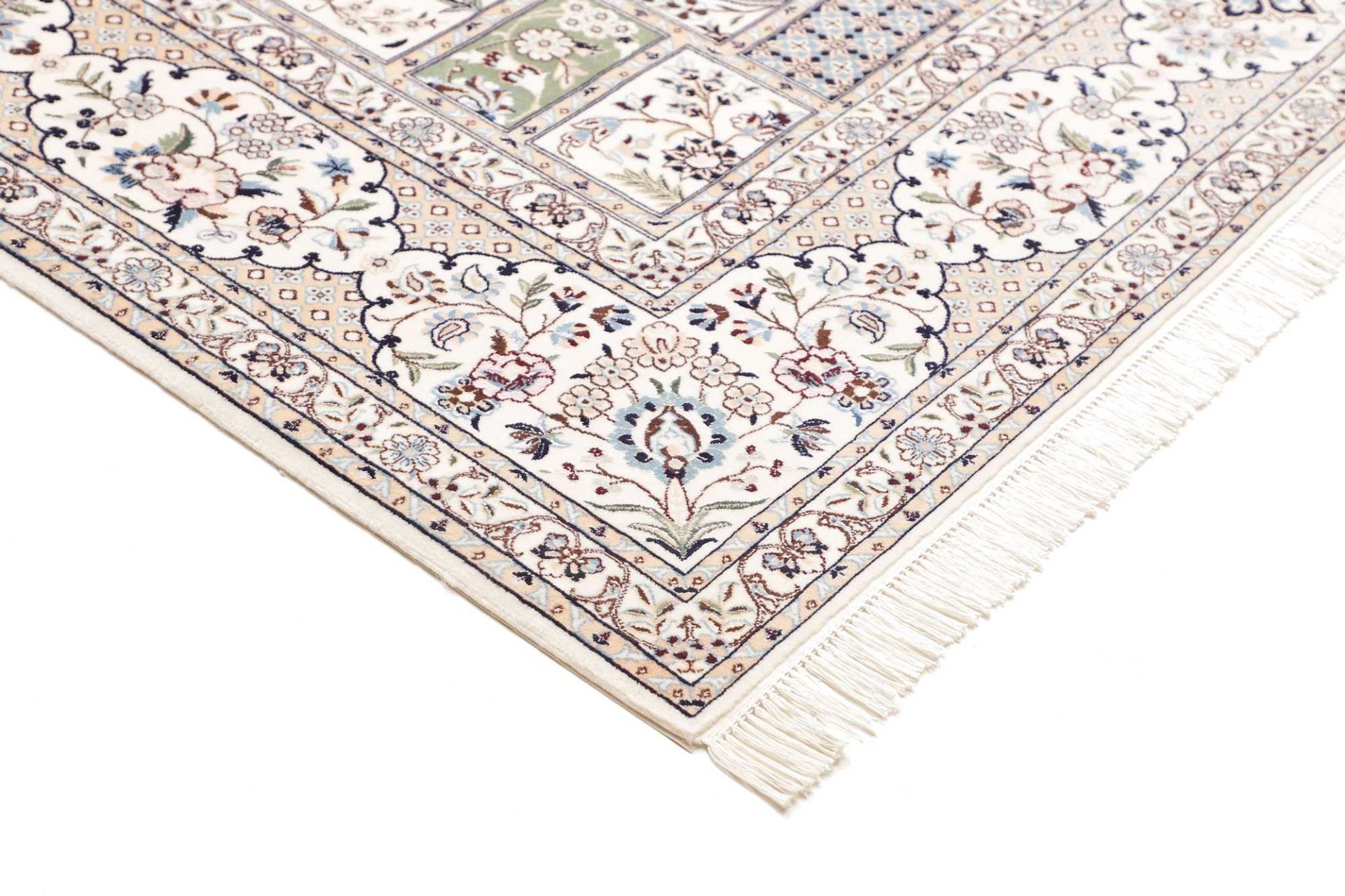 Nain Perserteppich aus Iran, 207 × 294 cm
