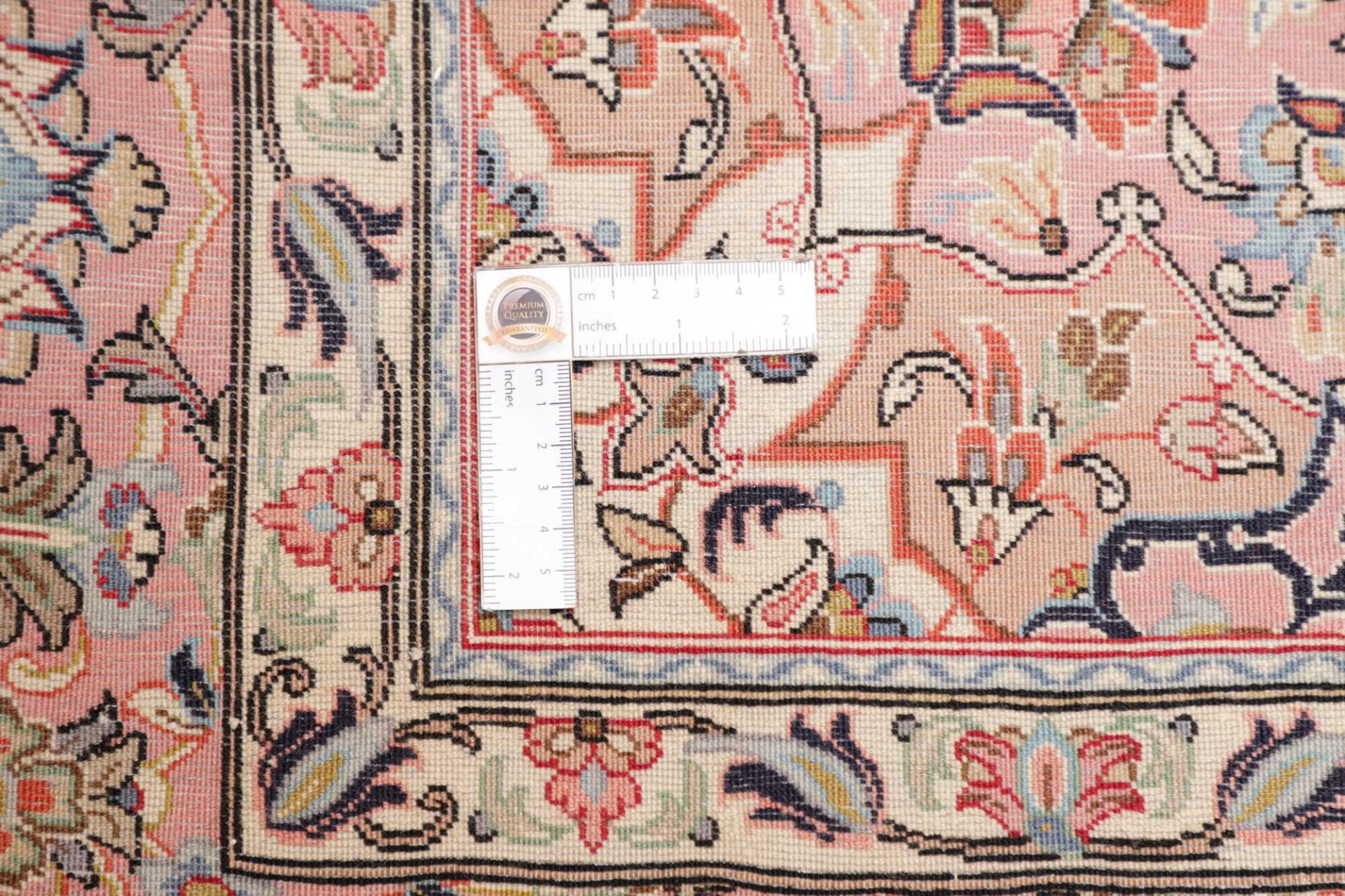Isfahan Perserteppich aus Iran, 139 × 227 cm