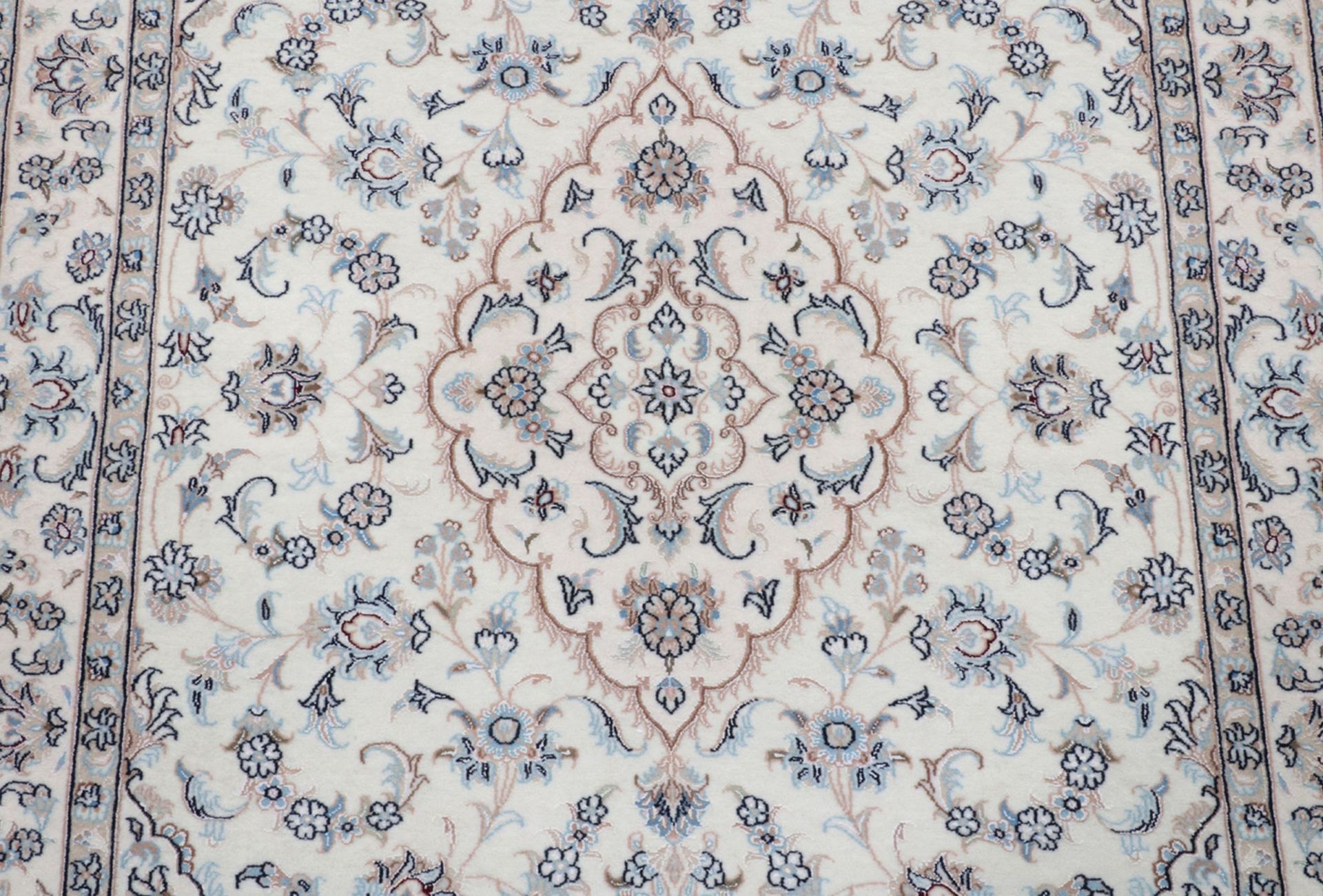 Handgeknüpfter Nain Perserteppich 105 × 155 cm