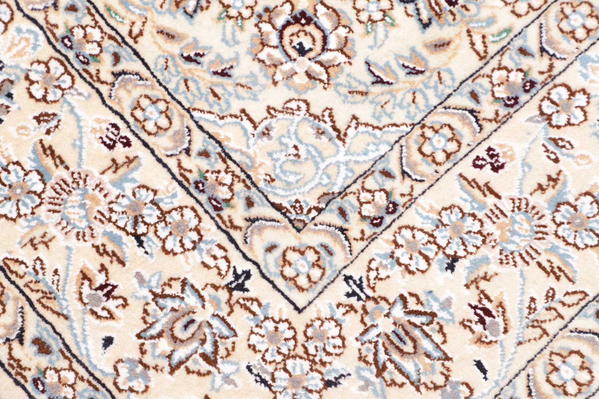 perserteppich-nain-155-x-241-cm-schurwolle-handgeknupft-exklusiv-18 Handgeknüpfter Nain Perserteppich, 155 × 241 cm, Wolle