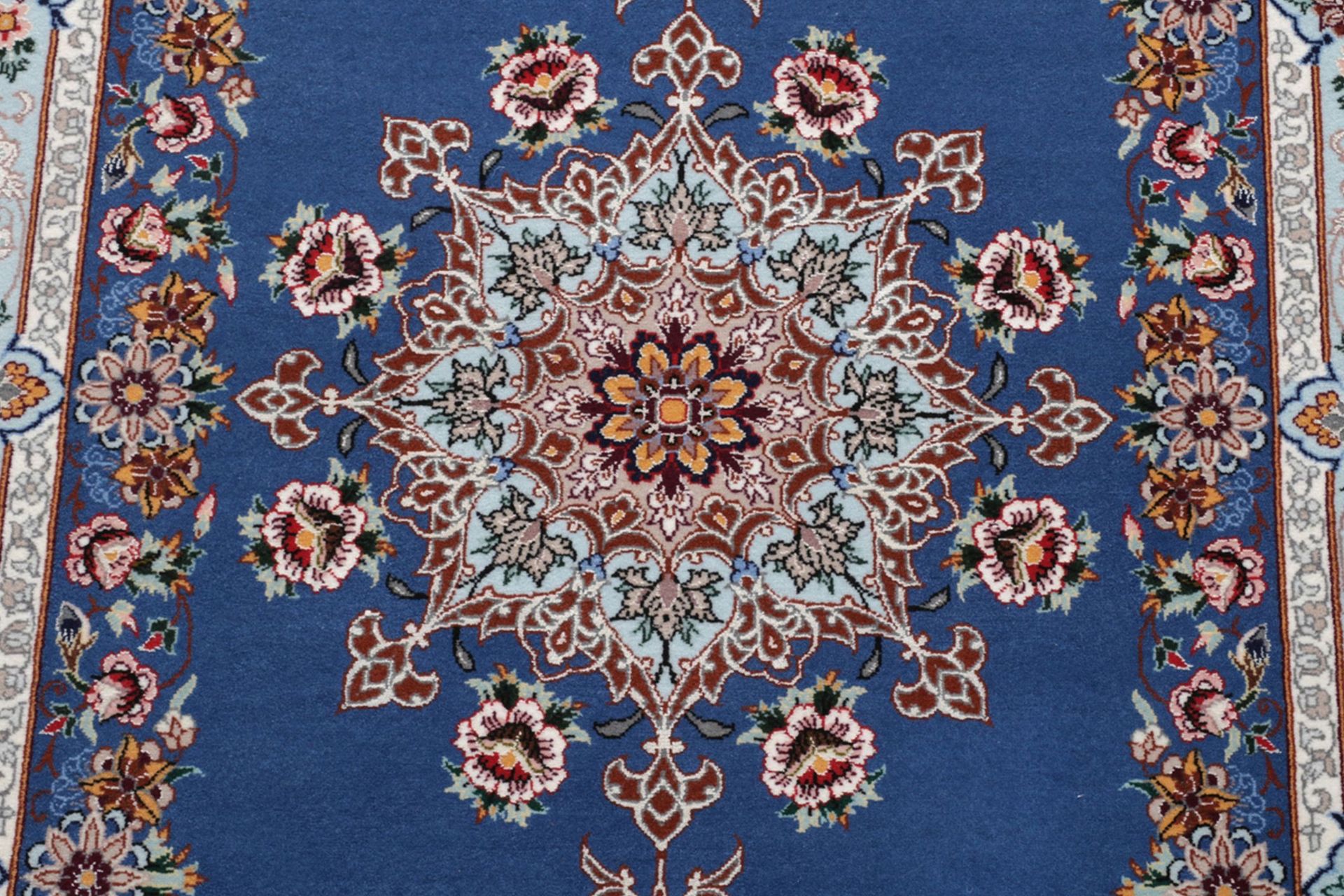 Isfahan Perserteppich aus Iran, 83 × 125 cm