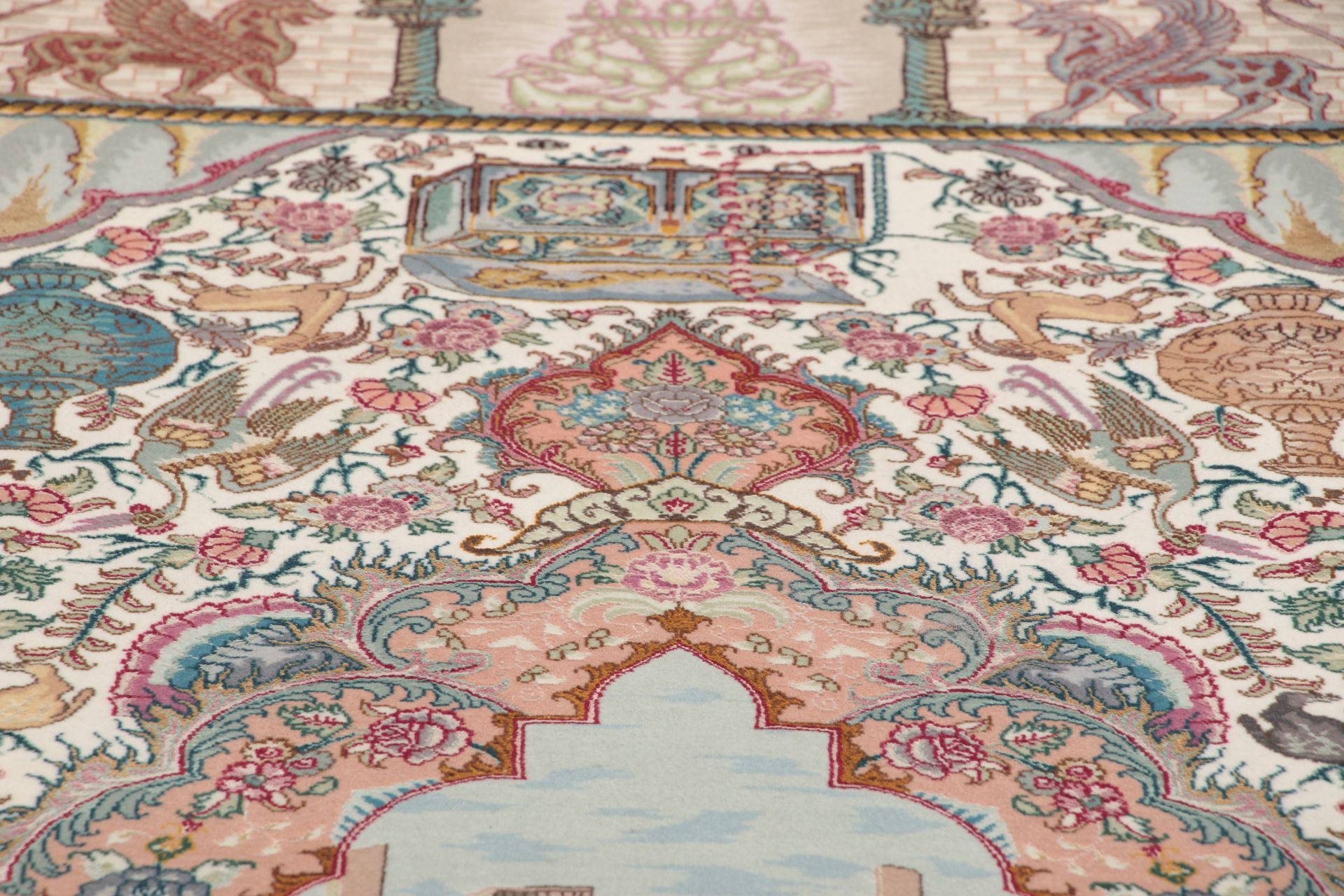 Täbriz Perserteppich 100 × 153 cm aus Wolle & Seide, handgeknüpft