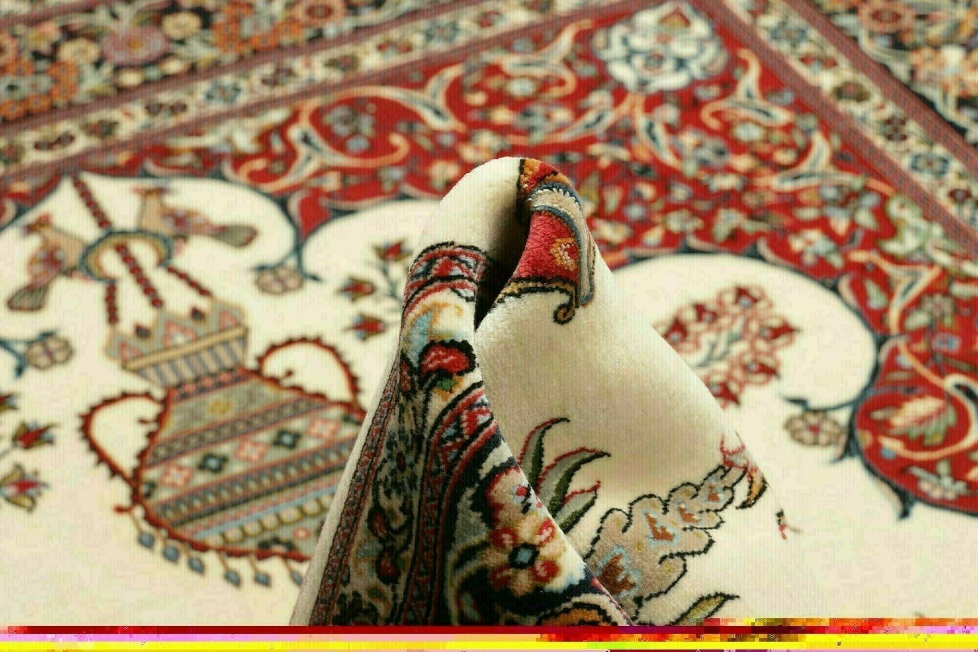 Isfahan Perserteppich 137 × 203 cm aus Wolle & Seide, handgeknüpft