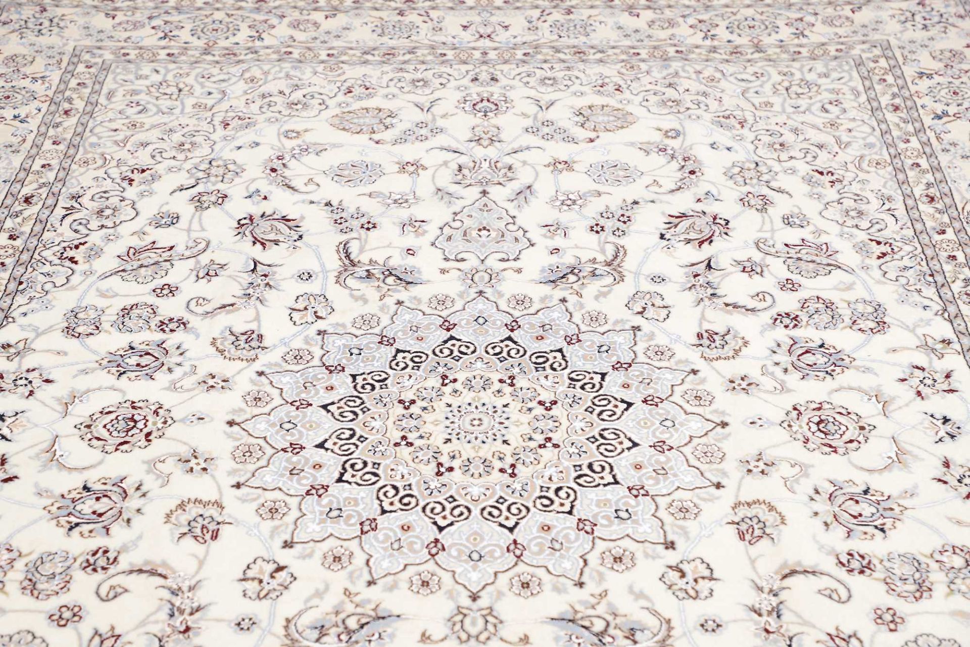 perserteppich-nain-201-x-294-cm-schurwolle-handgeknupft-exklusiv-7 Handgeknüpfter Nain Perserteppich, 201 × 294 cm, Wolle