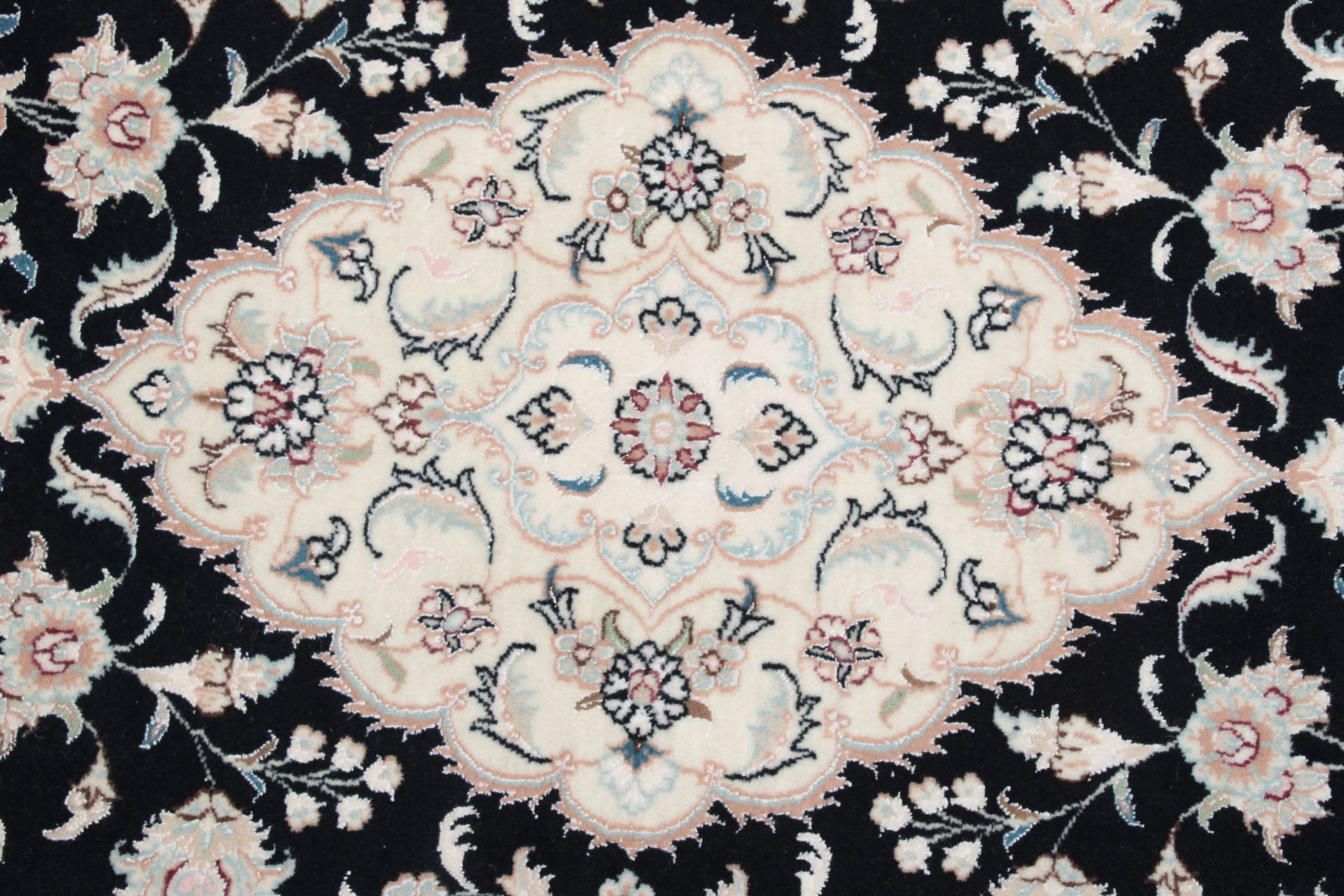 Nain Perserteppich aus Iran, 110 × 155 cm