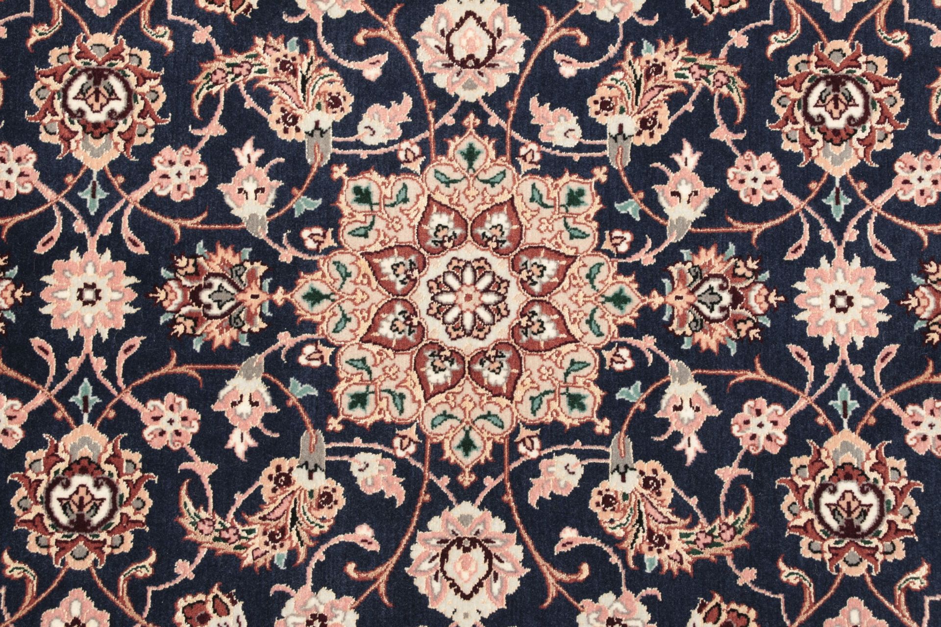 Isfahan Perserteppich 76 × 260 cm aus Wolle & Seide, handgeknüpft