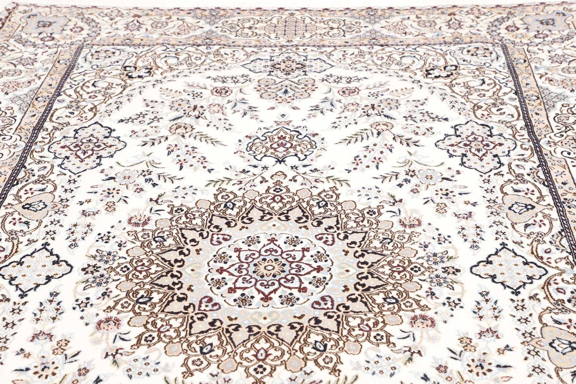 Nain Perserteppich 201 × 309 cm aus Wolle, handgeknüpft