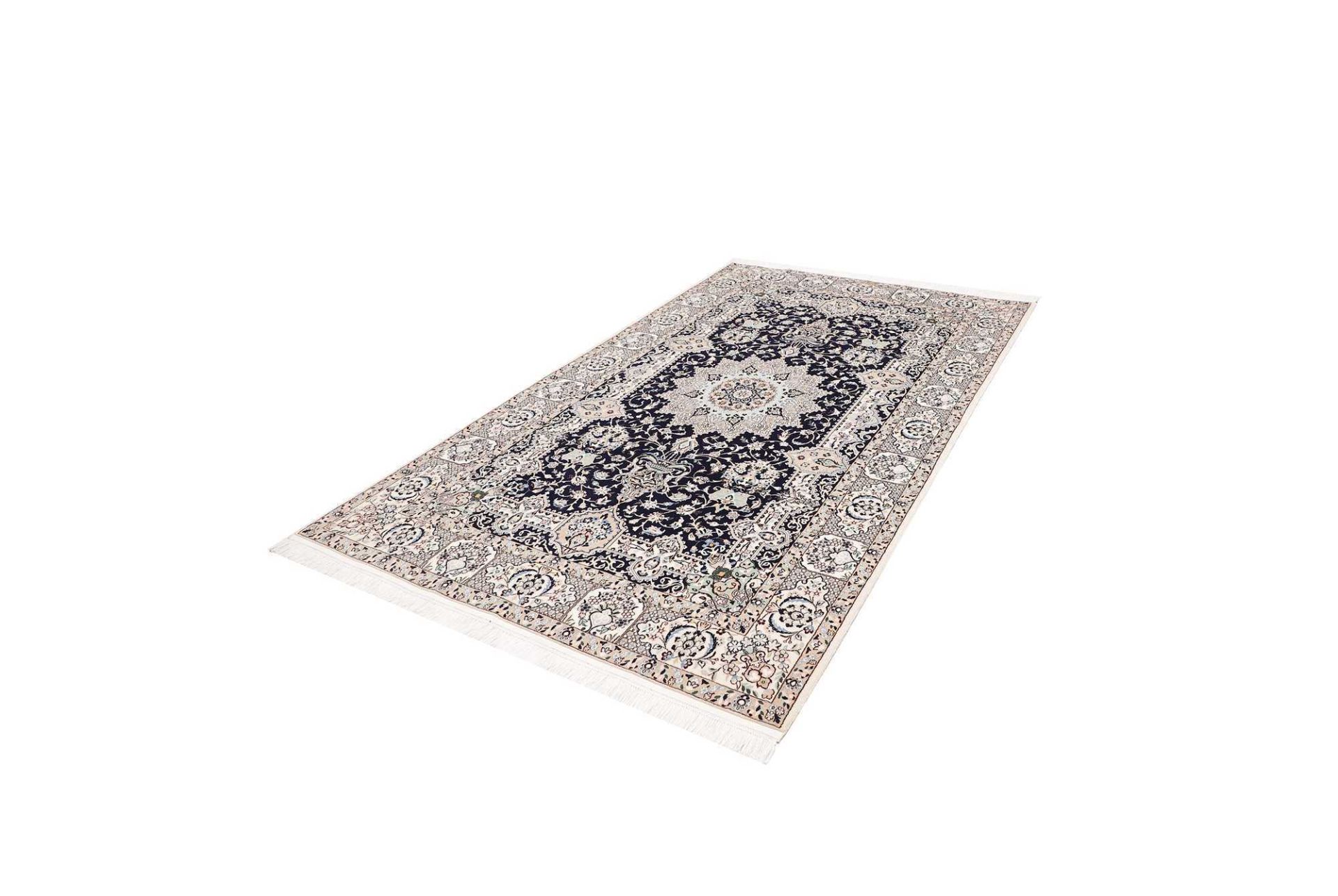 Nain Perserteppich aus Iran, 155 × 255 cm