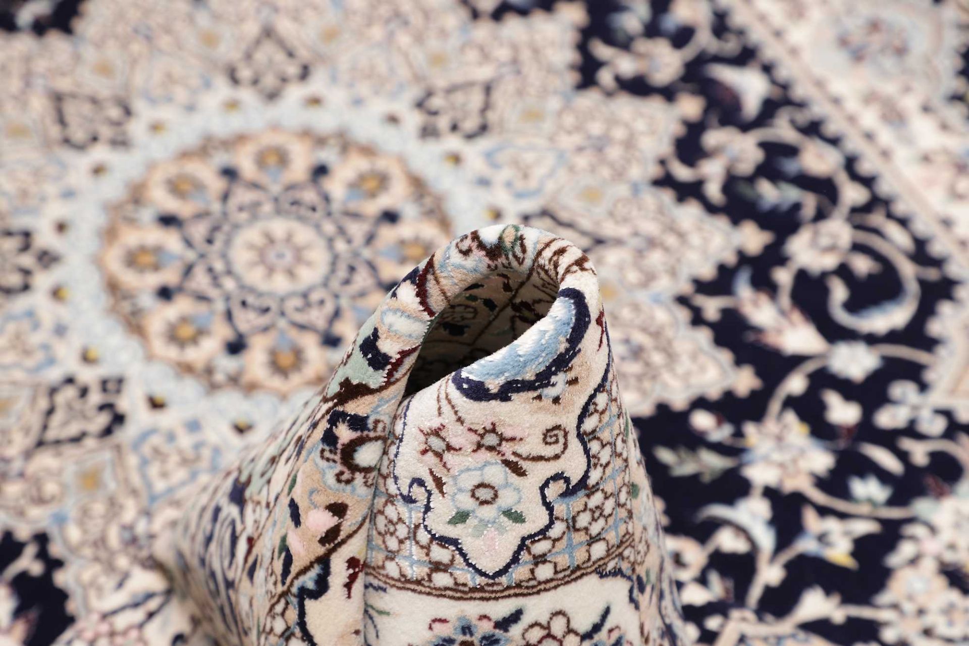 Nain Perserteppich aus Iran, 155 × 255 cm