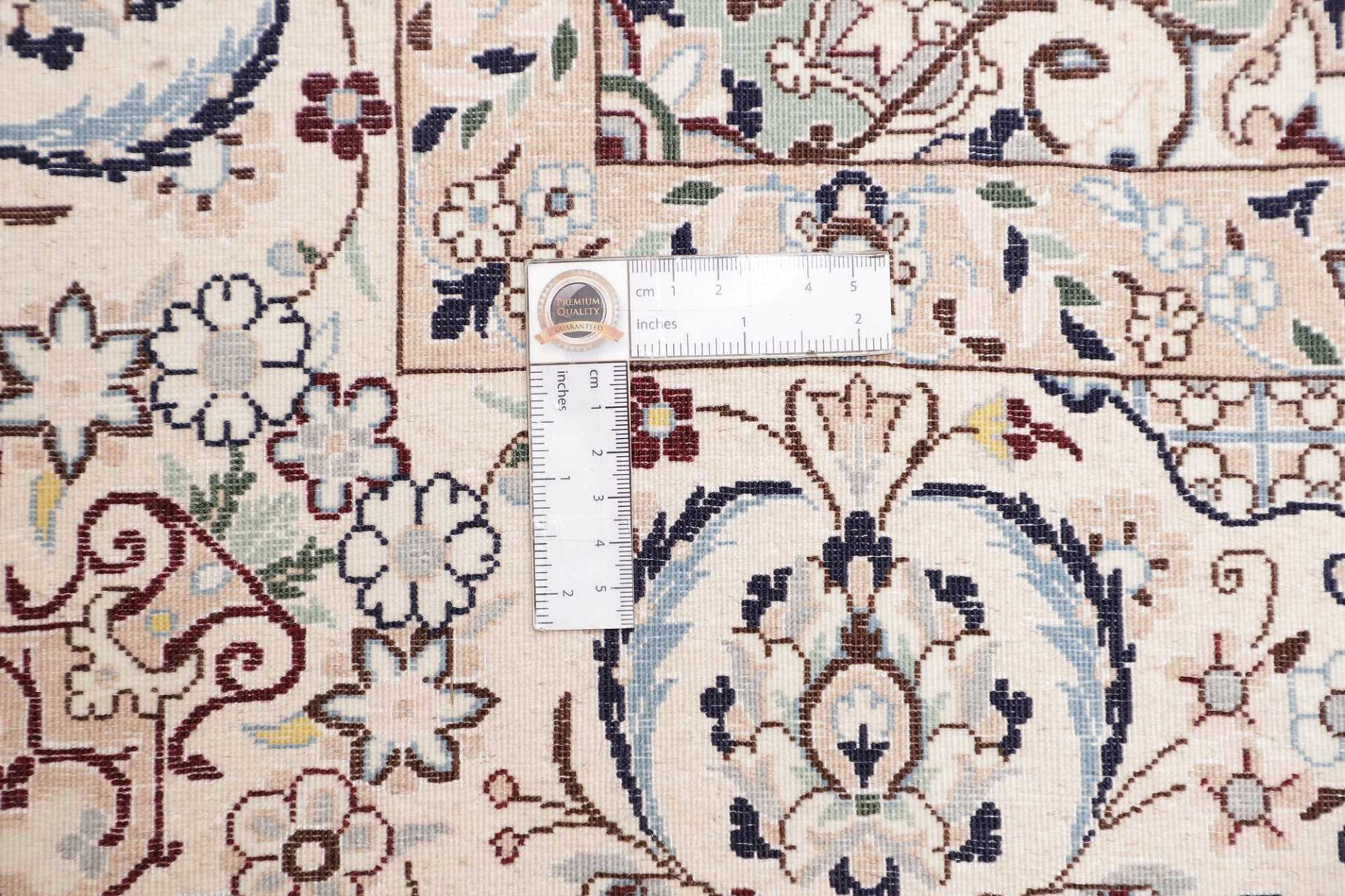 Nain Perserteppich aus Iran, 155 × 255 cm