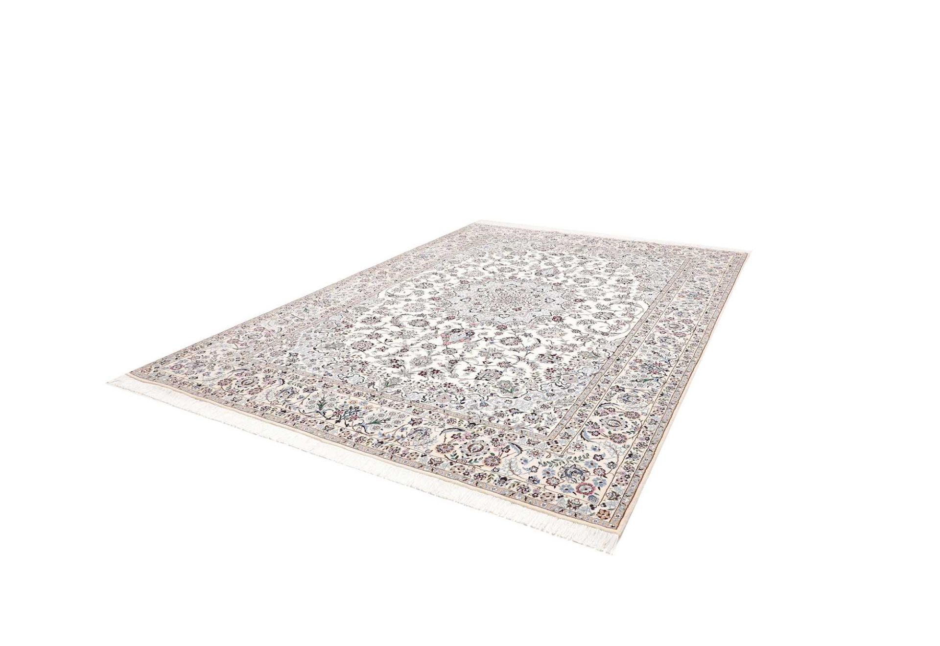 perserteppich-nain-253-x-352-cm-schurwolle-handgeknupft-exklusiv-1 Handgeknüpfter Nain Perserteppich 253 × 352 cm