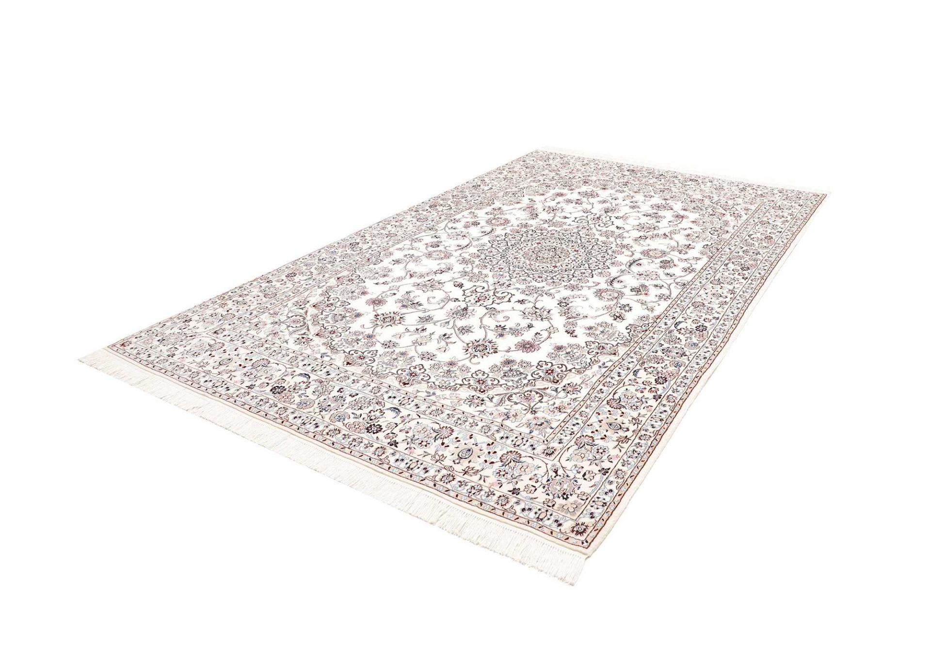Nain Perserteppich aus Iran, 206 × 316 cm