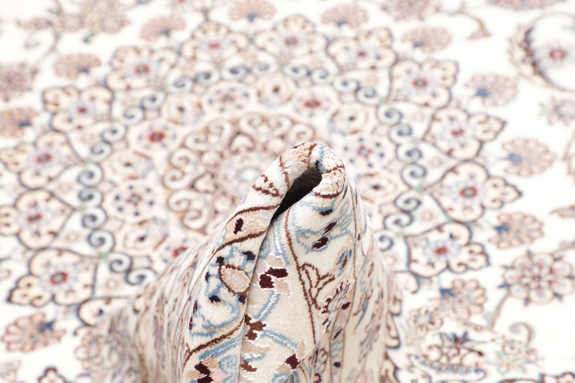 Nain Perserteppich aus Iran, 206 × 316 cm