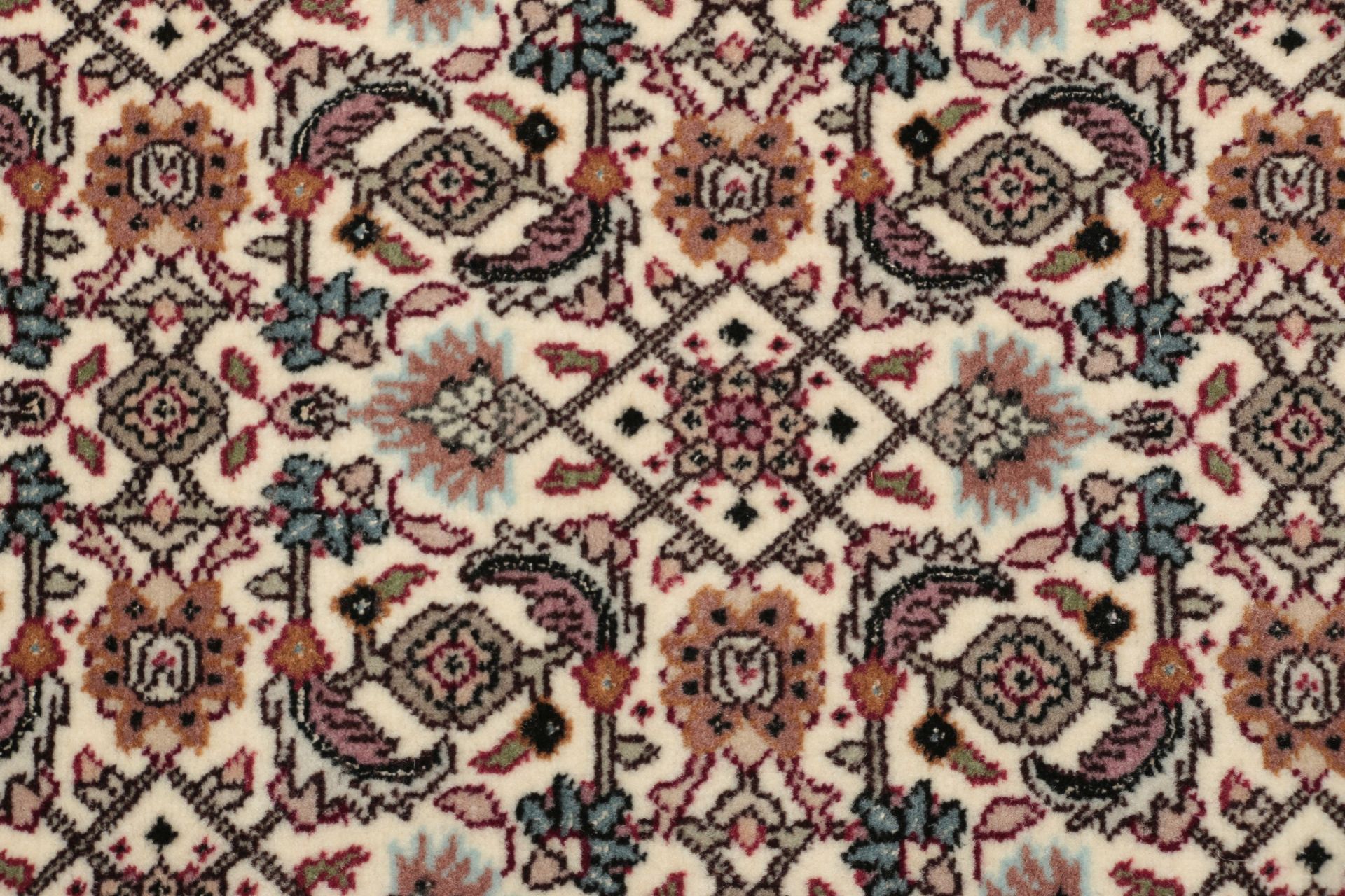 perserteppich-tabriz-80-x-305-cm-schurwolle-seide-handgeknupft-2 Täbriz Perserteppich aus Iran, 80 × 305 cm
