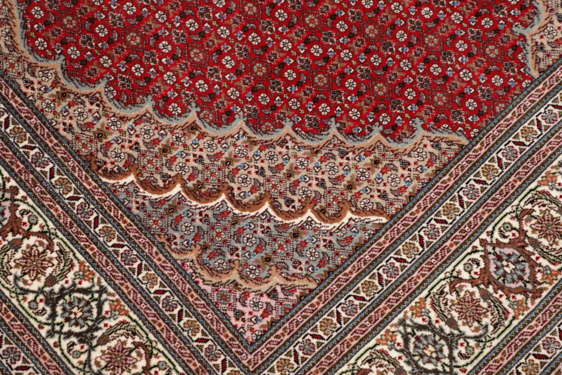 Handgeknüpfter Täbriz Perserteppich, 121 × 199 cm, Wolle