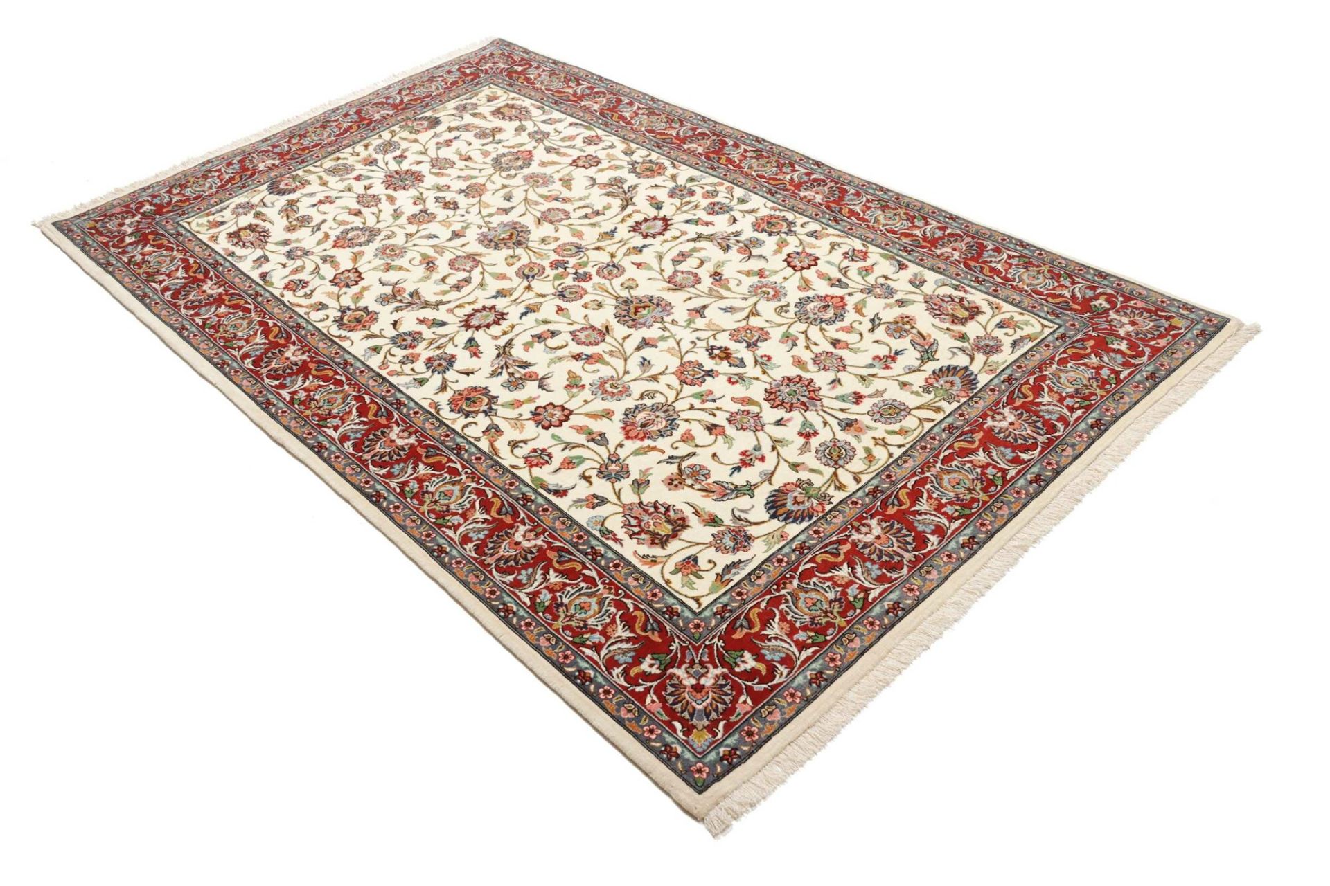 Isfahan Perserteppich aus Iran, 134 × 212 cm