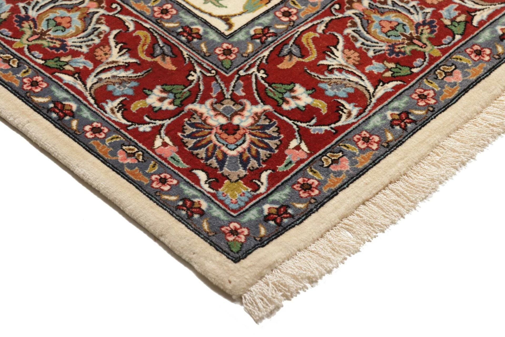 Isfahan Perserteppich aus Iran, 134 × 212 cm