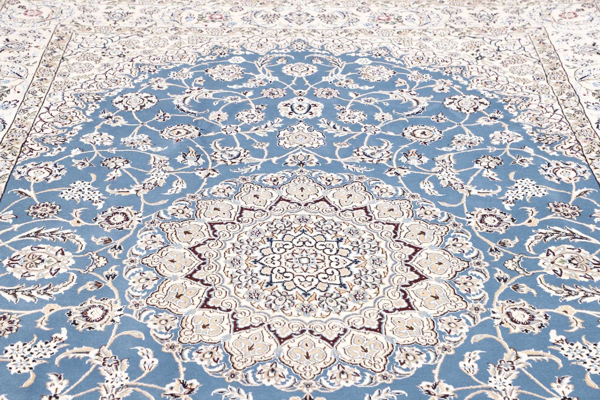 Nain Perserteppich 208 × 308 cm aus Wolle, handgeknüpft