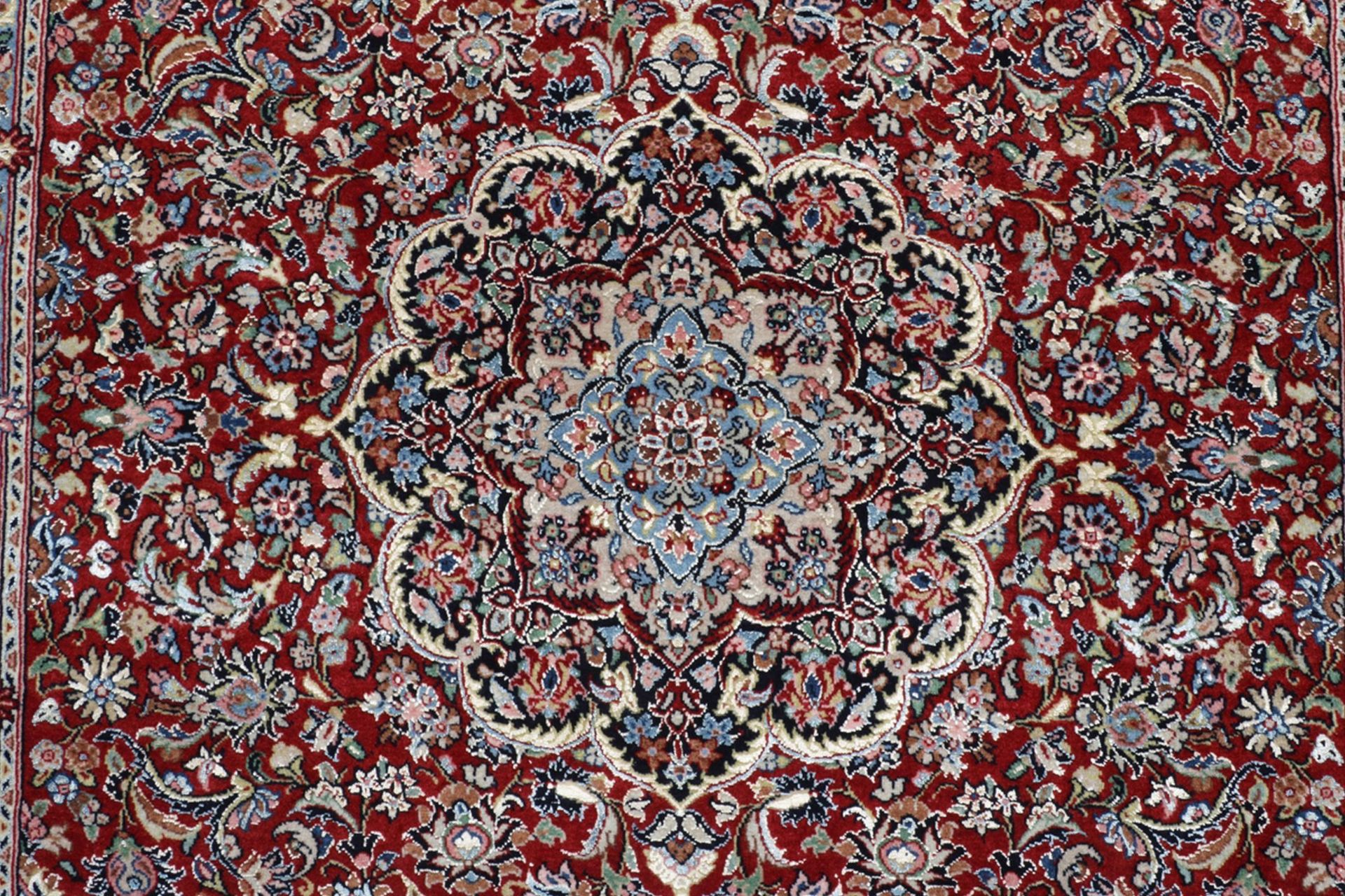 perserteppich-isfahan-105-x-165-cm-schurwolle-seide-handgeknupft-6 Handgeknüpfter Isfahan Perserteppich 105 × 165 cm