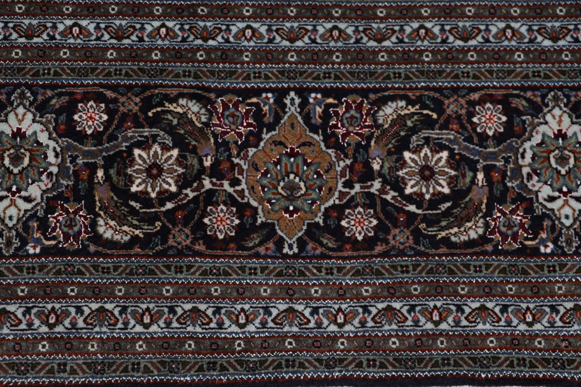 Täbriz Perserteppich aus Iran, 248 × 337 cm