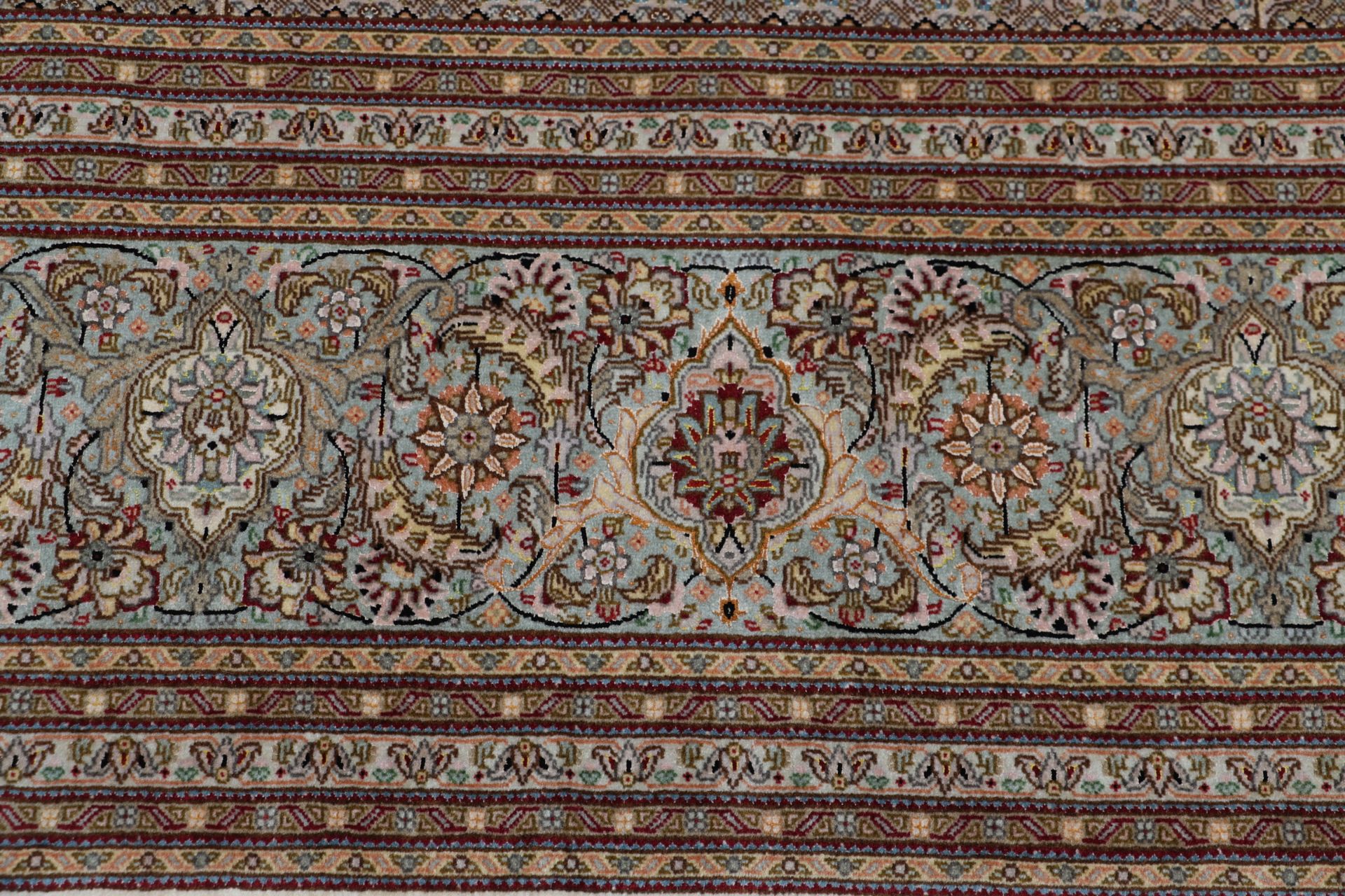 perserteppich-tabriz-255-x-310-cm-schurwolle-seide-handgeknupft-5 Handgeknüpfter Täbriz Perserteppich, 255 × 310 cm, Wolle & Seide