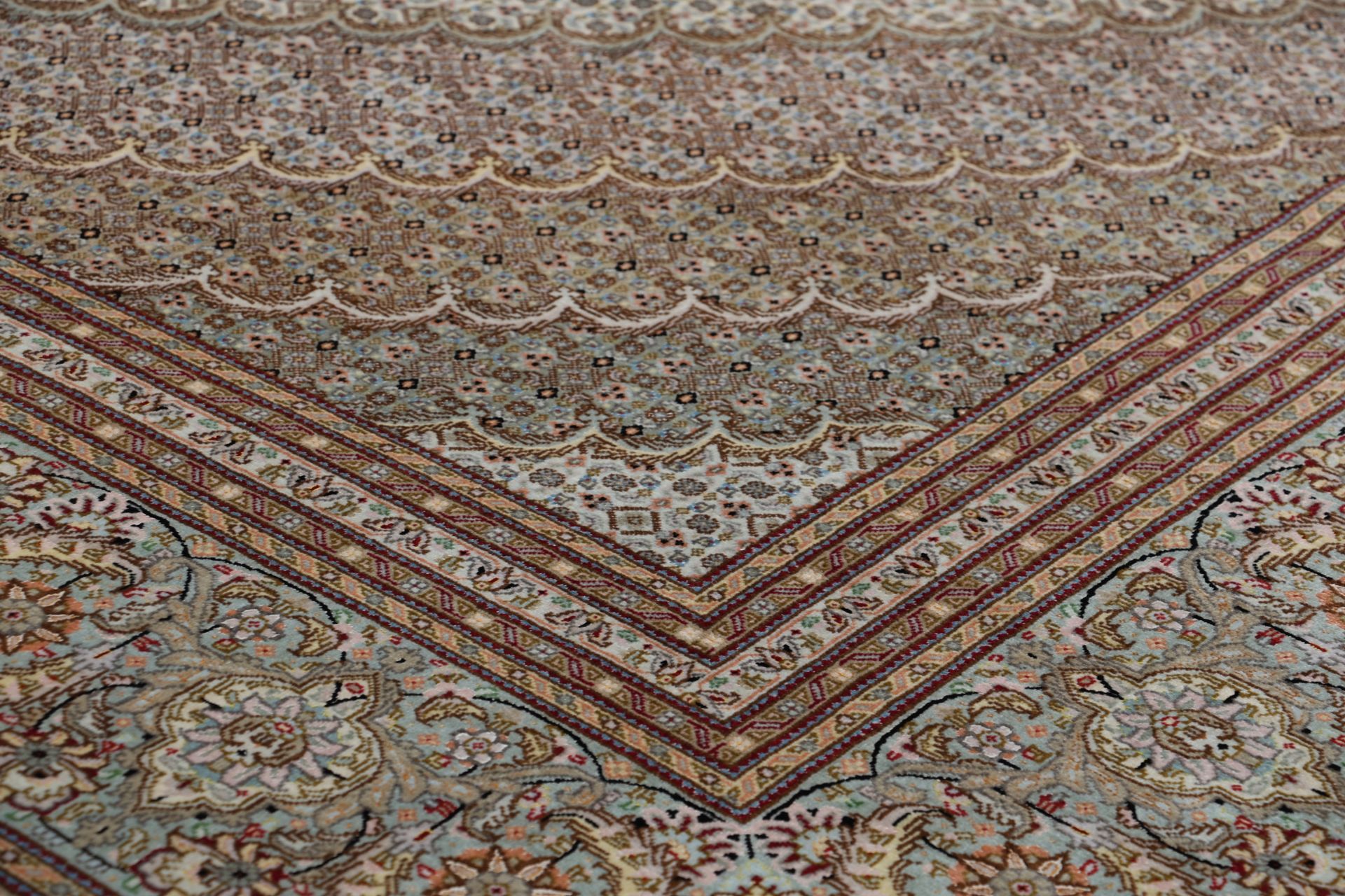 perserteppich-tabriz-255-x-310-cm-schurwolle-seide-handgeknupft-6 Handgeknüpfter Täbriz Perserteppich, 255 × 310 cm, Wolle & Seide