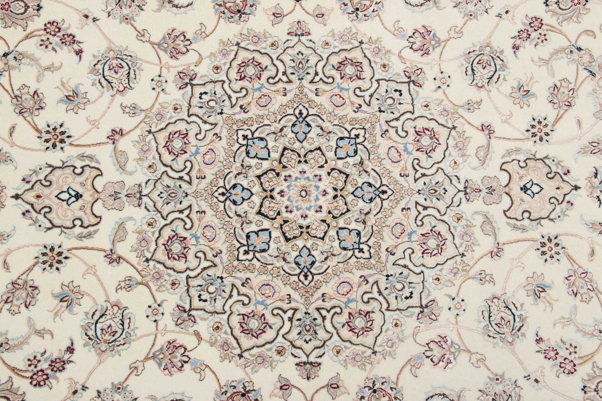 Nain Perserteppich aus Iran, 174 × 247 cm