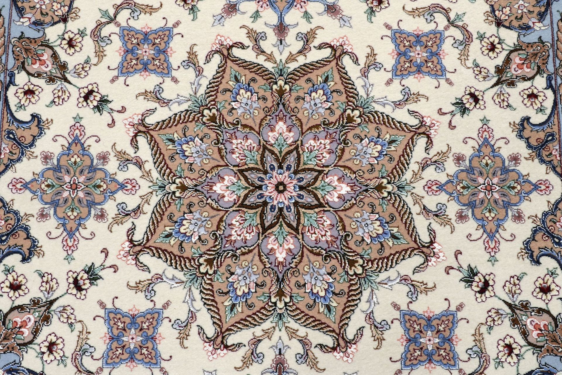 Isfahan Perserteppich aus Iran, 130 × 200 cm