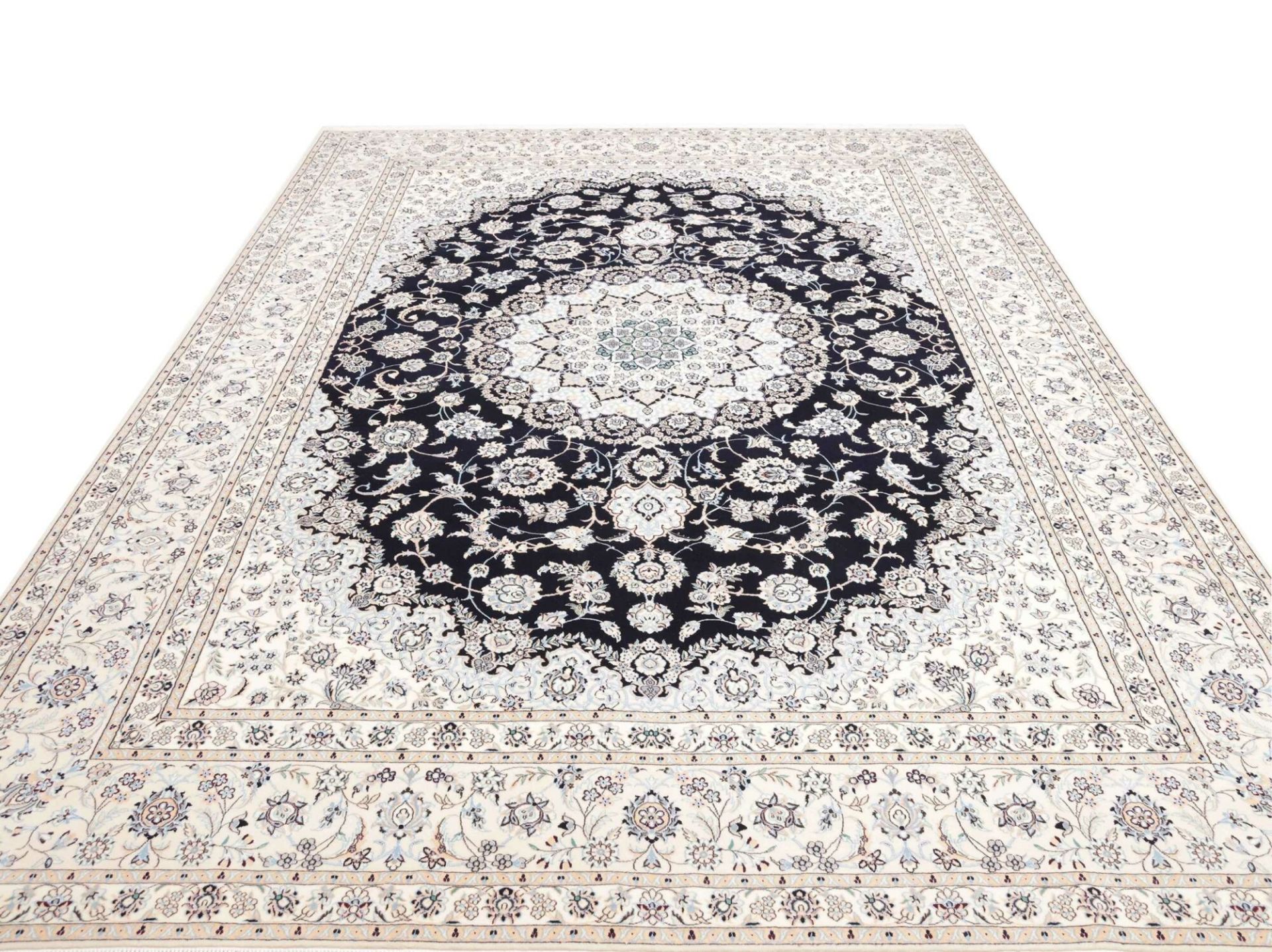 Handgeknüpfter Nain Perserteppich, 254 × 352 cm, Wolle