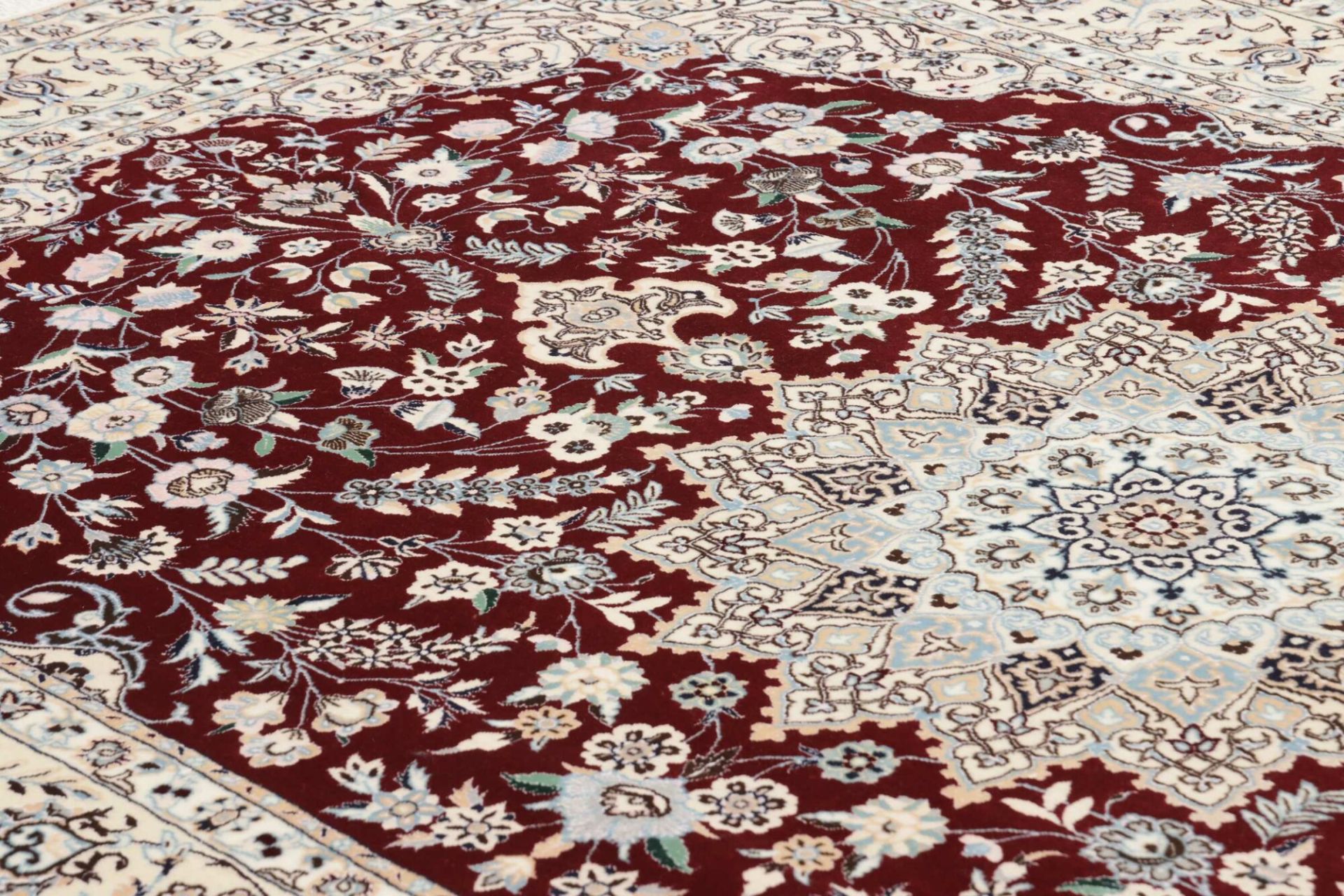 perserteppich-nain-156-x-234-cm-schurwolle-handgeknupft-exklusiv-6 Nain Perserteppich 156 × 234 cm aus Wolle, handgeknüpft
