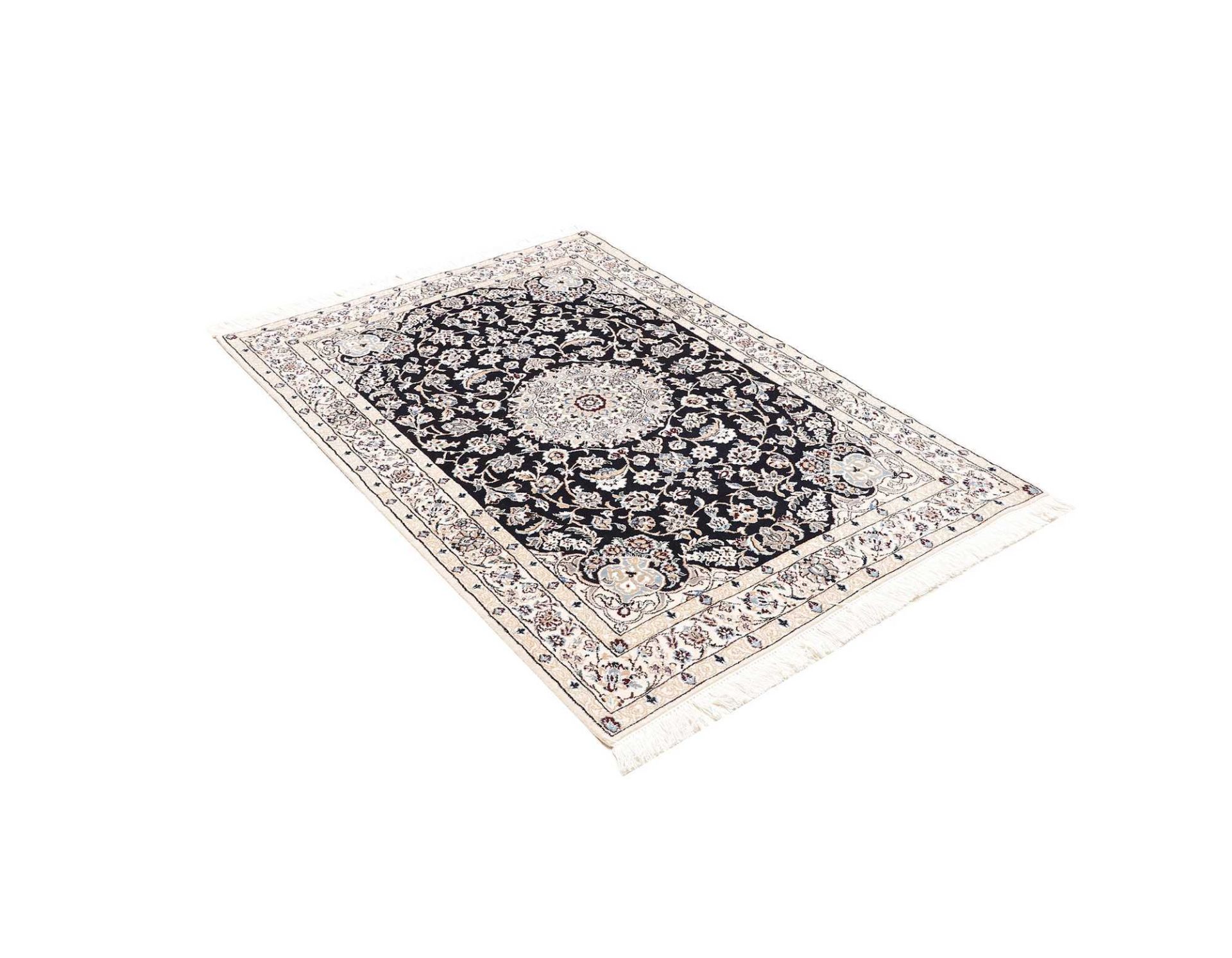 Nain Perserteppich aus Iran, 105 × 146 cm