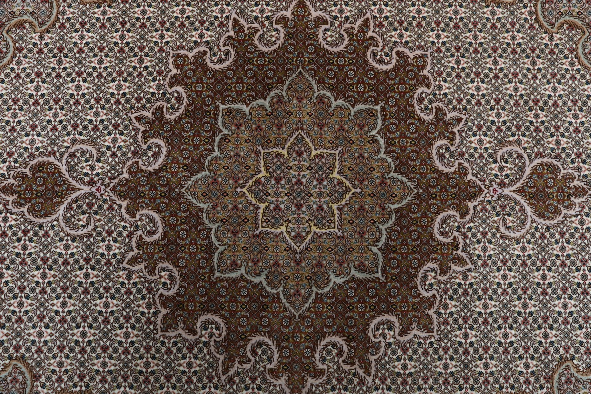 Handgeknüpfter Täbriz Perserteppich, 207 × 212 cm, Wolle & Seide