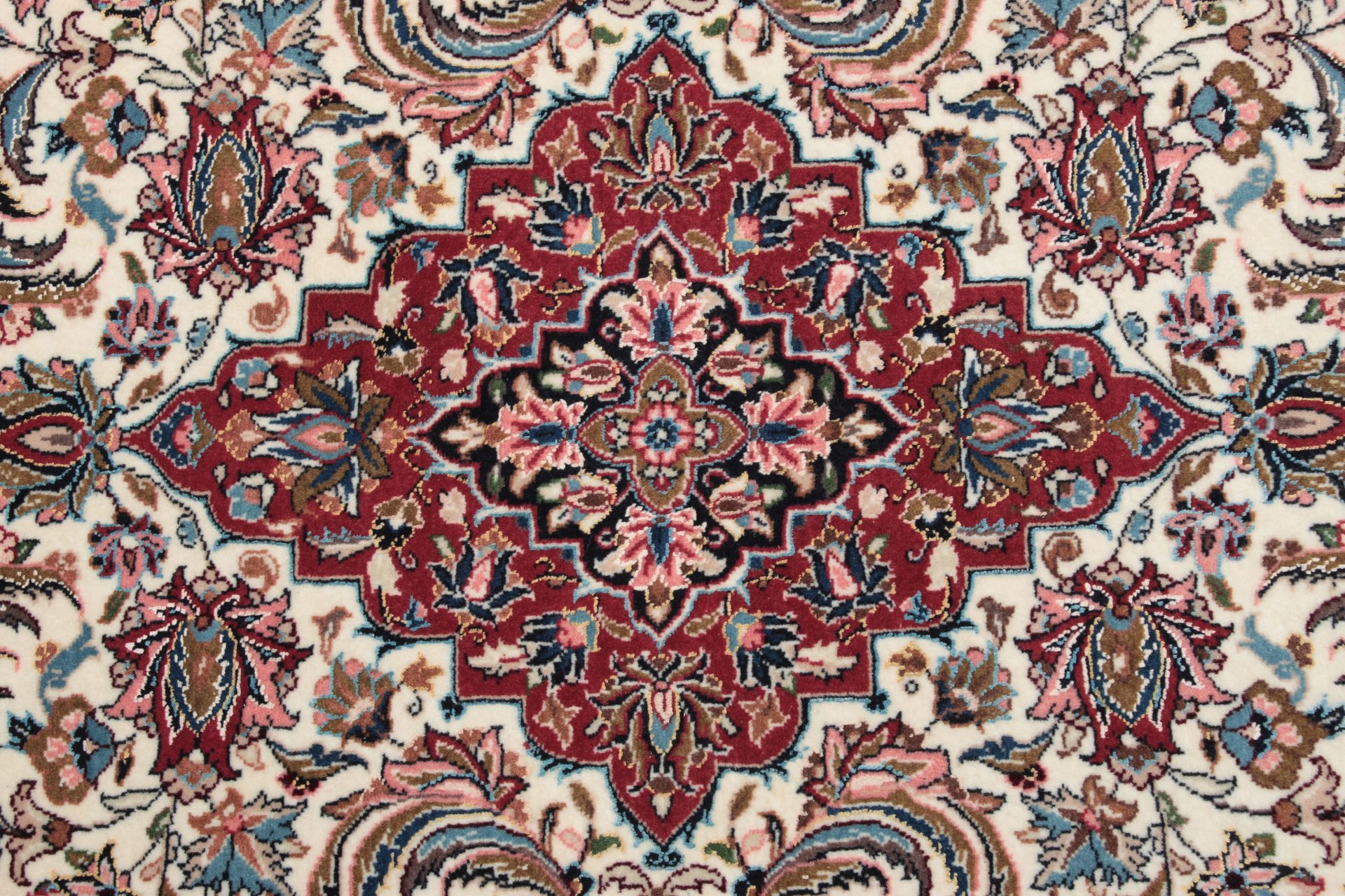 perserteppich-isfahan-85-x-130-cm-schurwolle-seide-handgeknupft-4 Handgeknüpfter Isfahan Perserteppich, 85 × 130 cm, Wolle & Seide