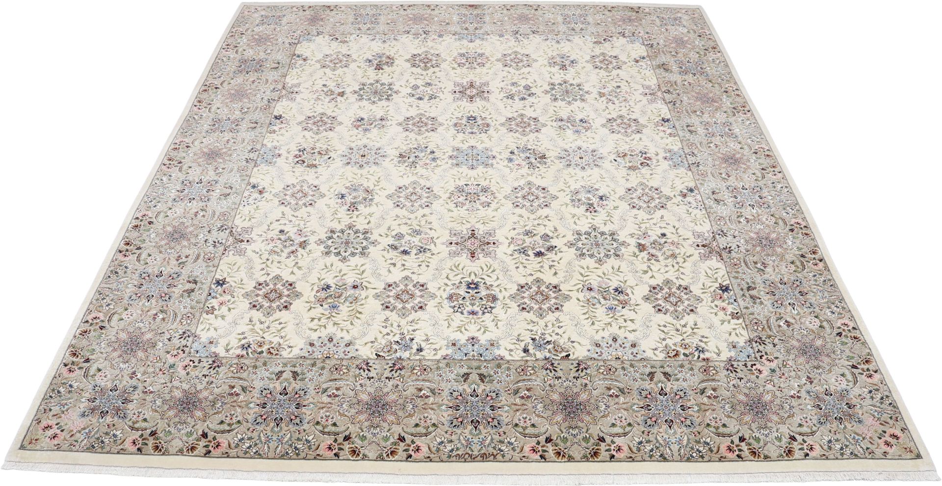 Isfahan Perserteppich aus Iran, 243 × 286 cm