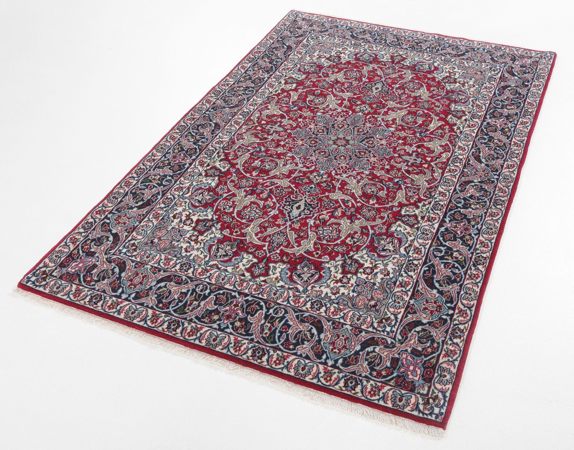 perserteppich-isfahan-110-x-178-cm-schurwolle-seide-handgeknupft-1 Isfahan Perserteppich 110 × 178 cm aus Wolle & Seide, handgeknüpft