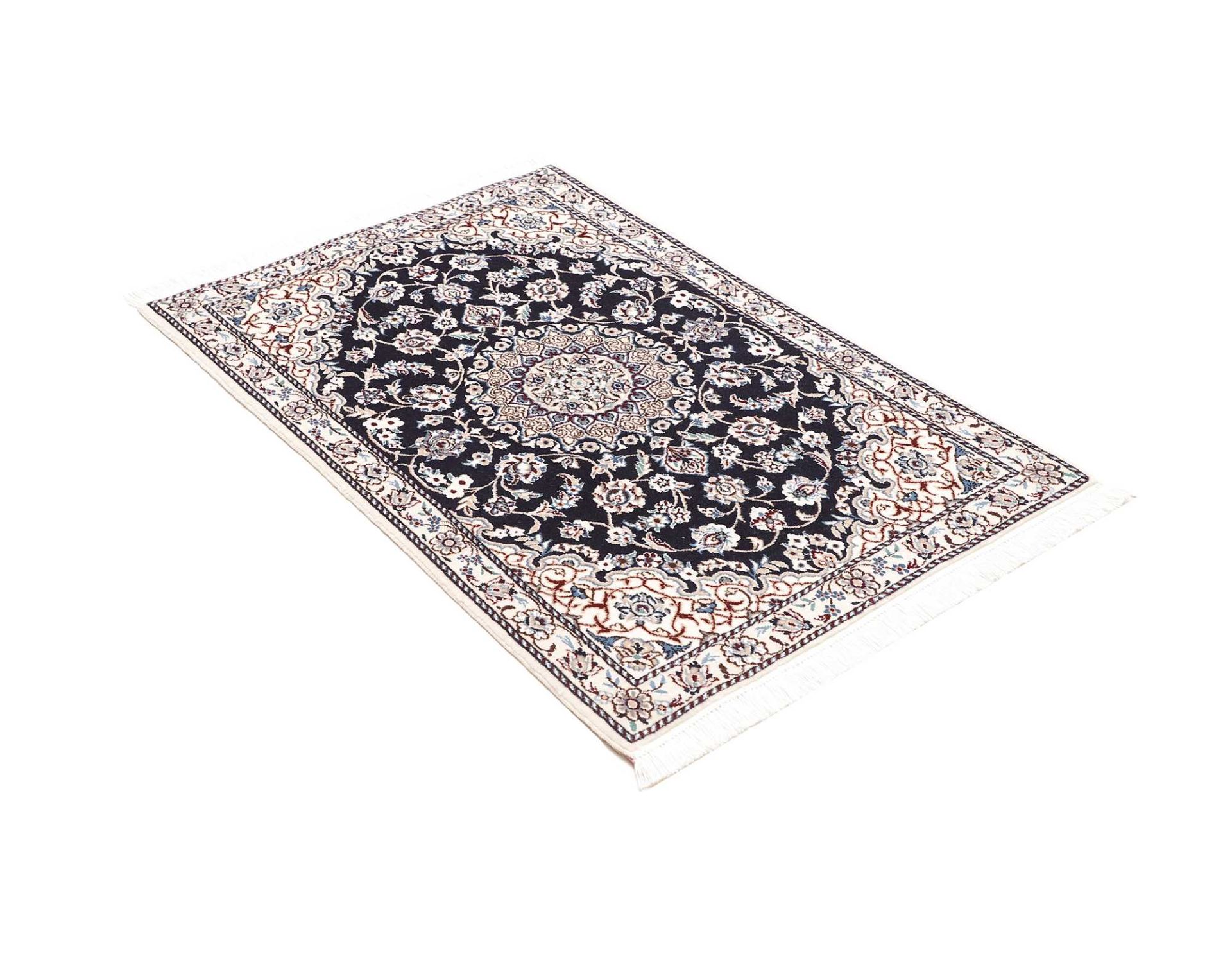 Nain Perserteppich aus Iran, 81 × 116 cm