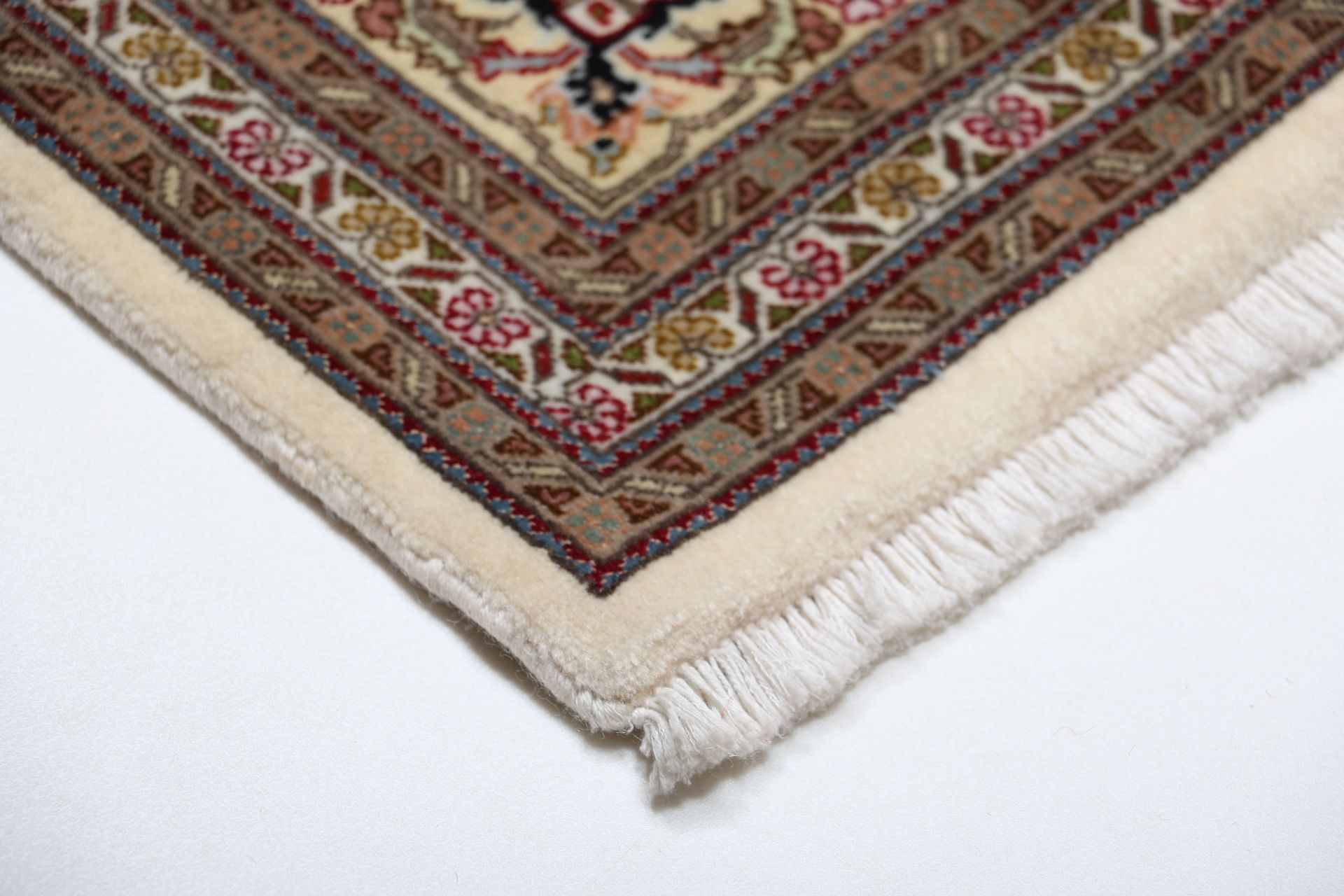 Täbriz Perserteppich 200 × 203 cm aus Wolle & Seide, handgeknüpft