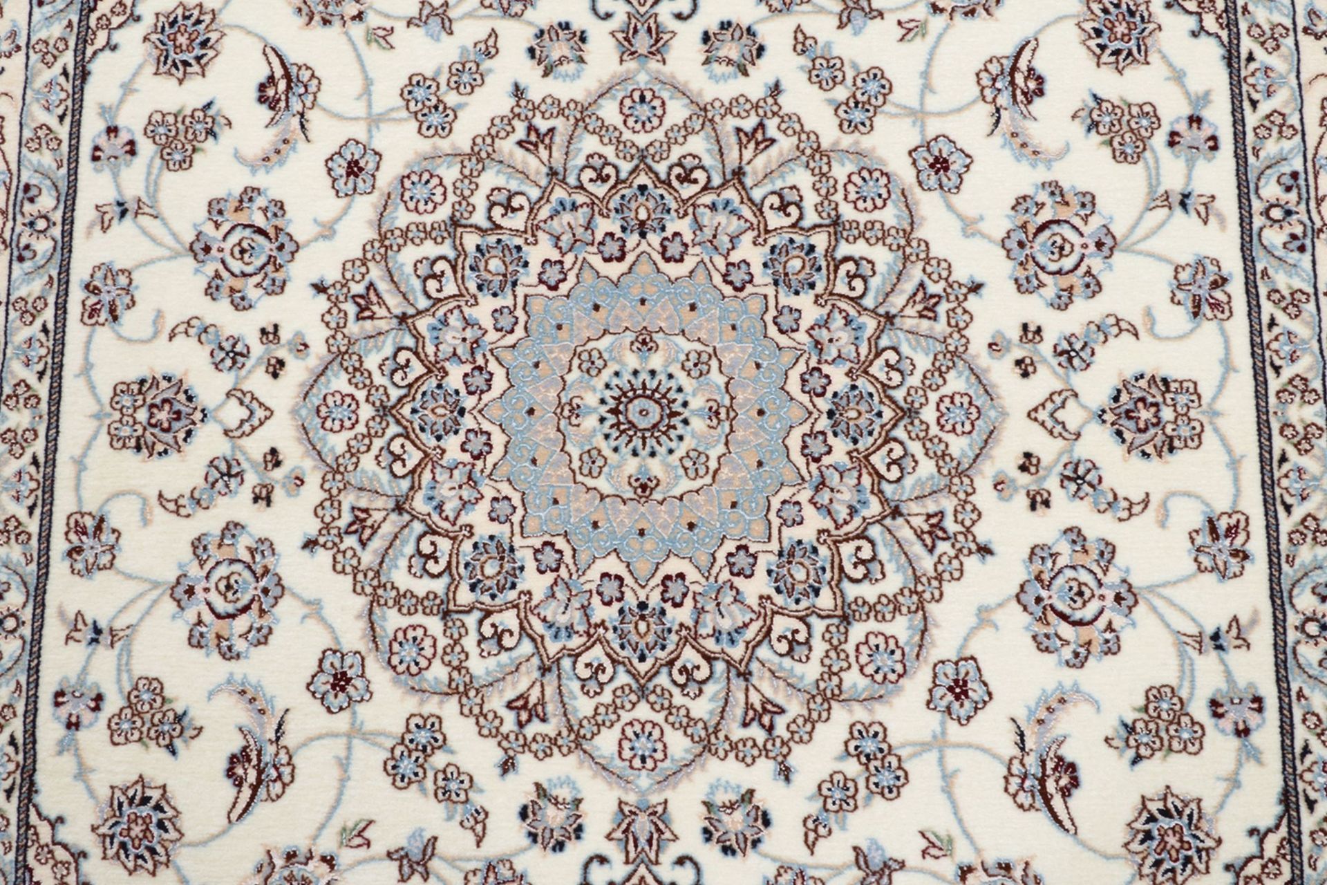 Handgeknüpfter Nain Perserteppich, 130 × 203 cm, Wolle & Seide