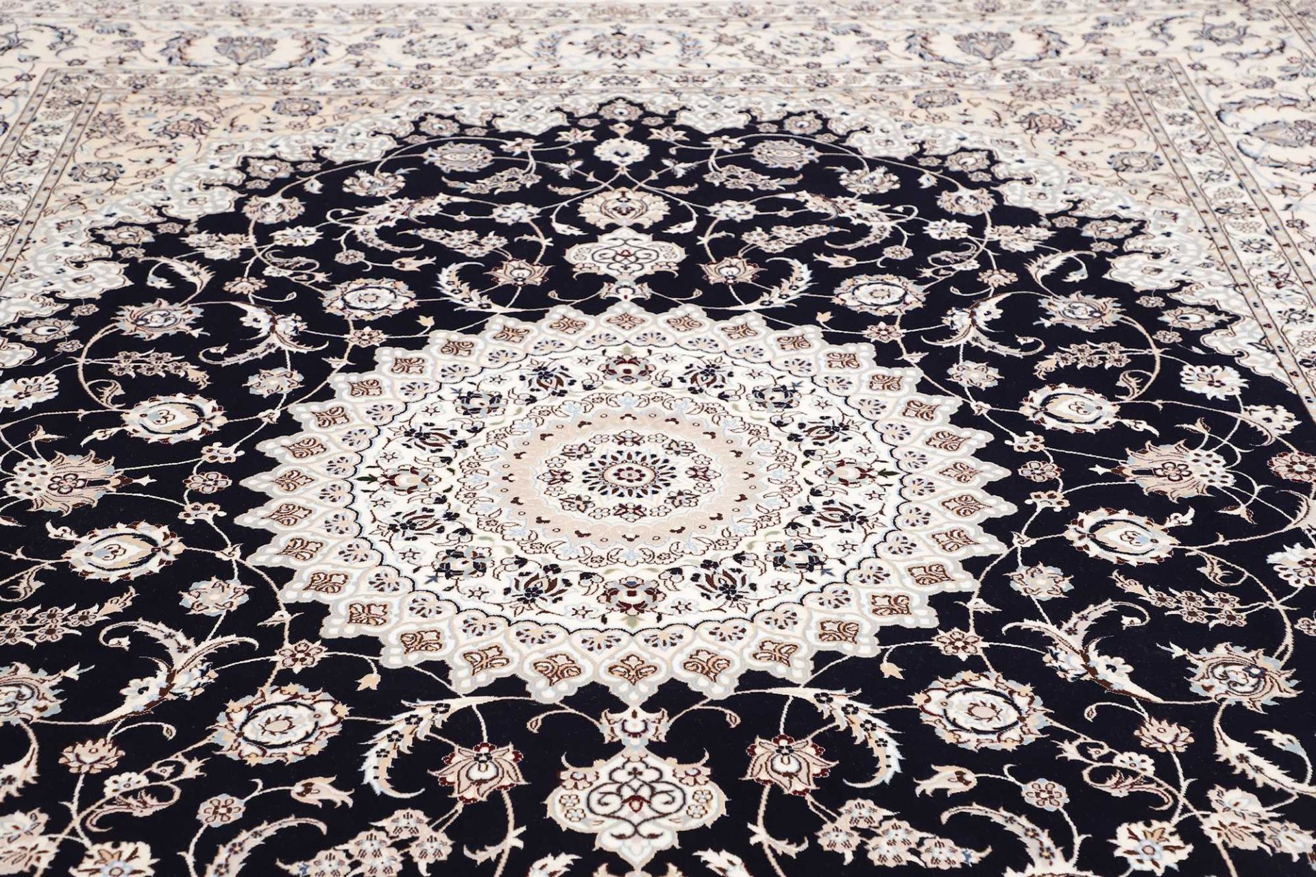 Handgeknüpfter Nain Perserteppich, 257 × 313 cm, Wolle