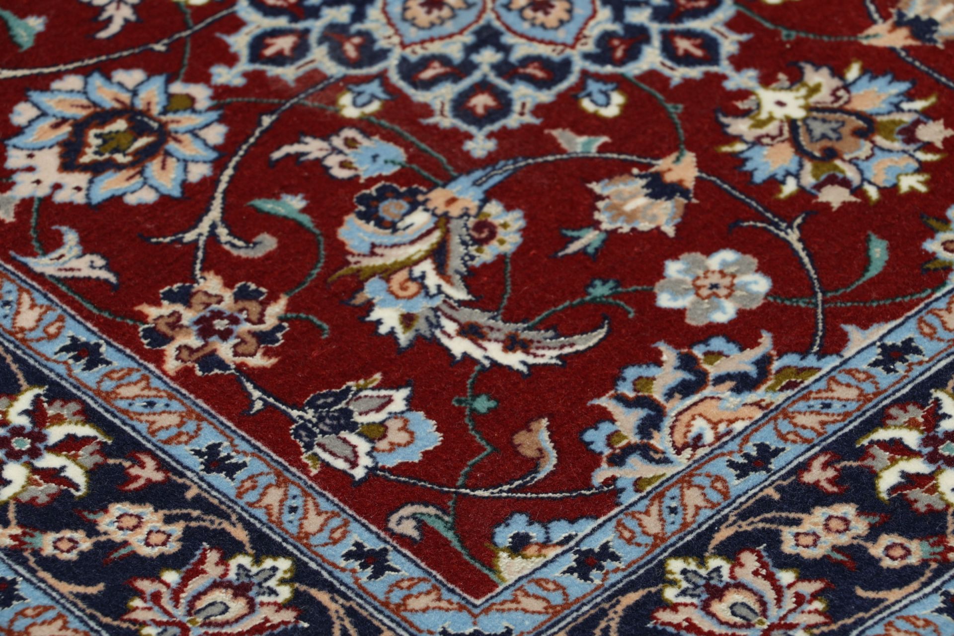 Handgeknüpfter Isfahan Perserteppich, 65 × 195 cm, Wolle & Seide