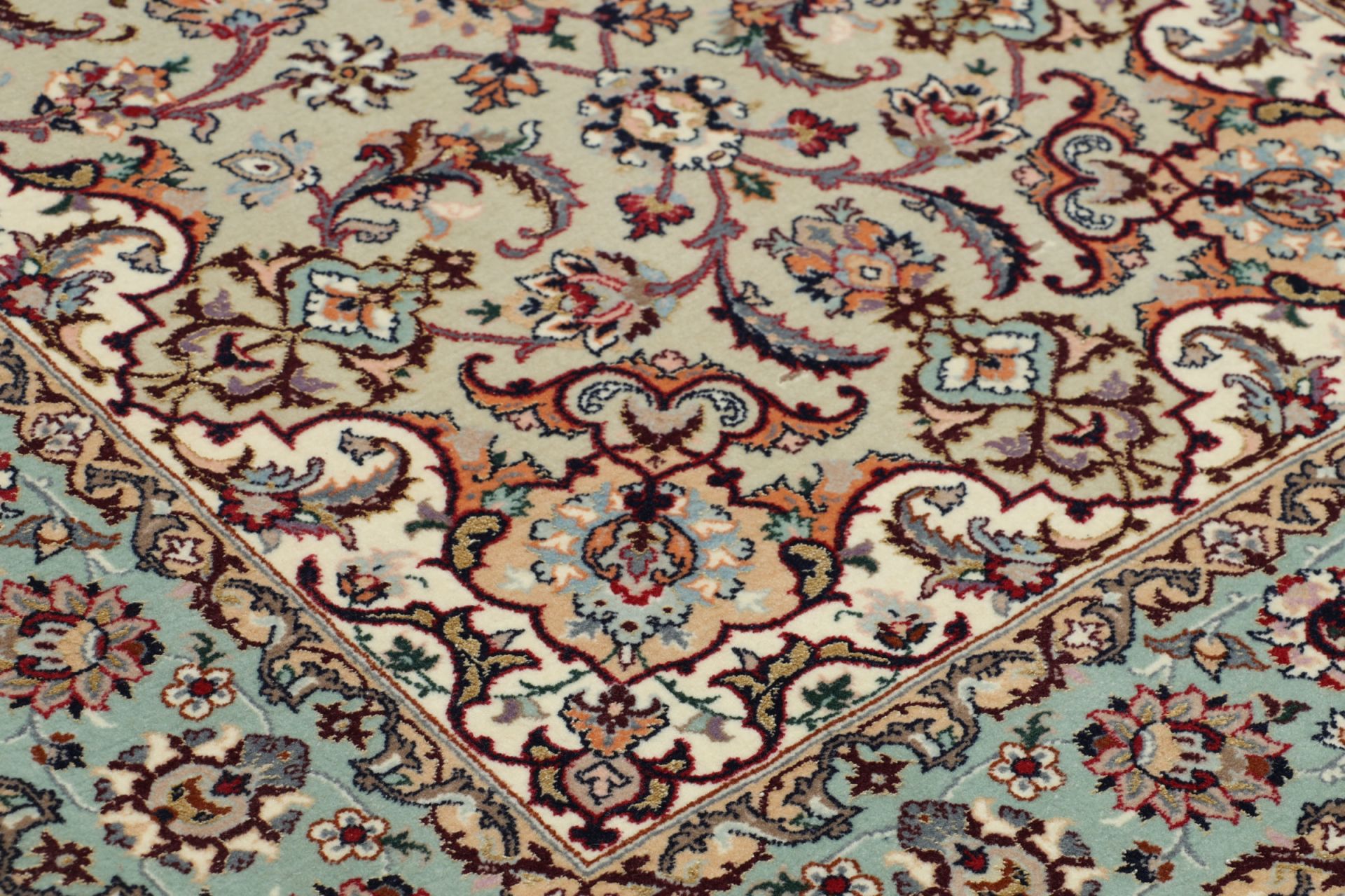 Isfahan Perserteppich aus Iran, 76 × 224 cm