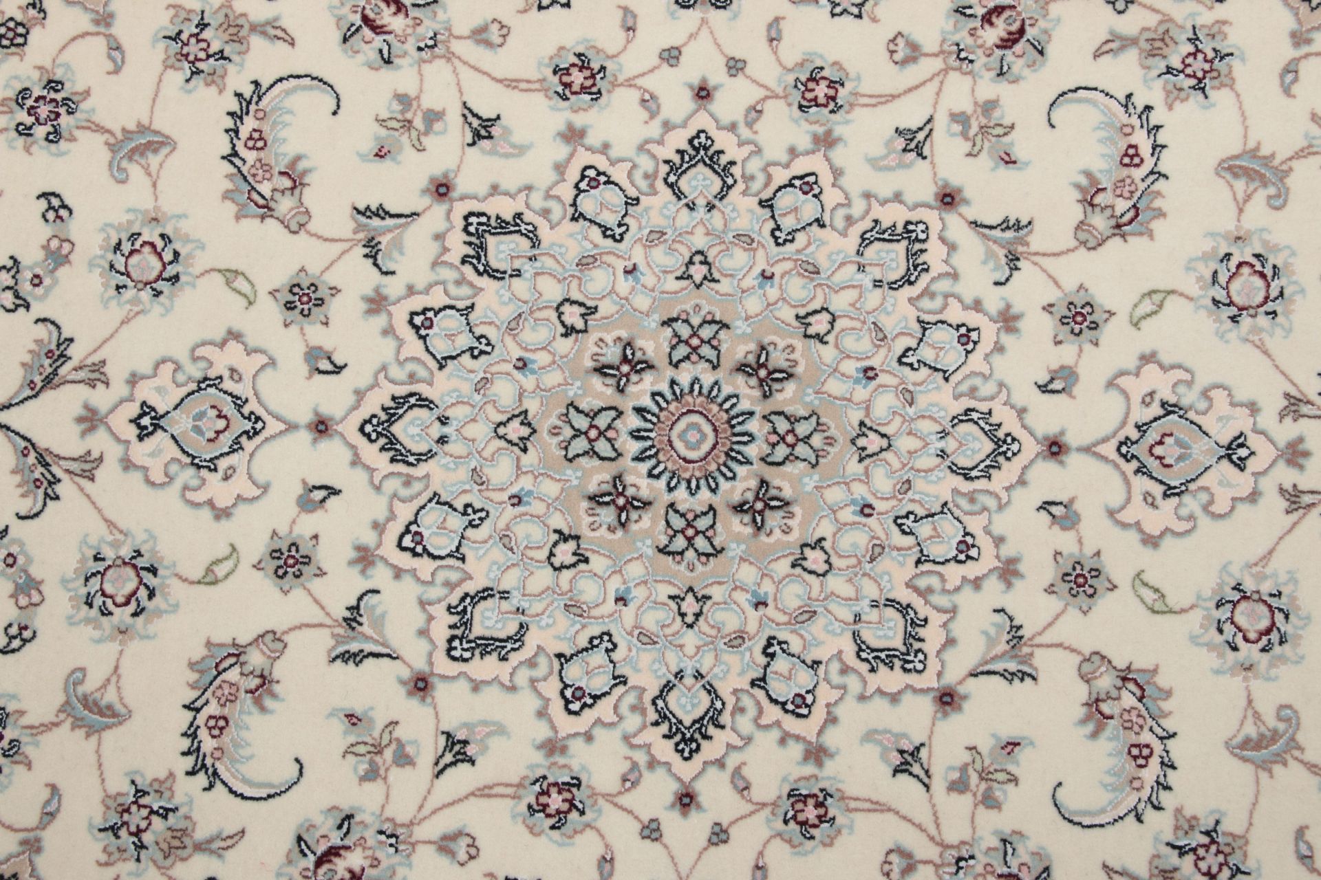 Nain Perserteppich aus Iran, 110 × 160 cm