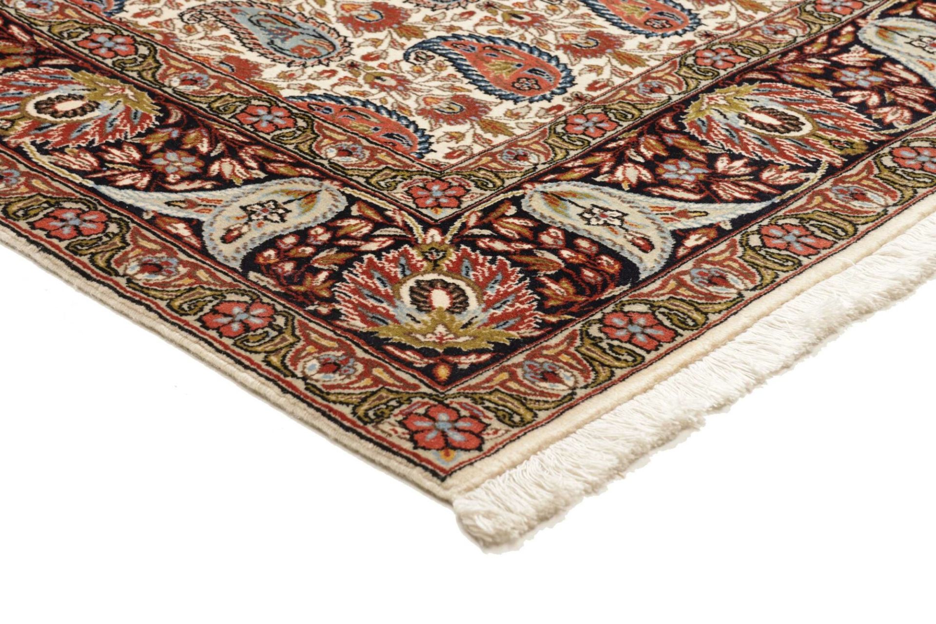 Isfahan Perserteppich 151 × 217 cm aus Wolle & Seide, handgeknüpft