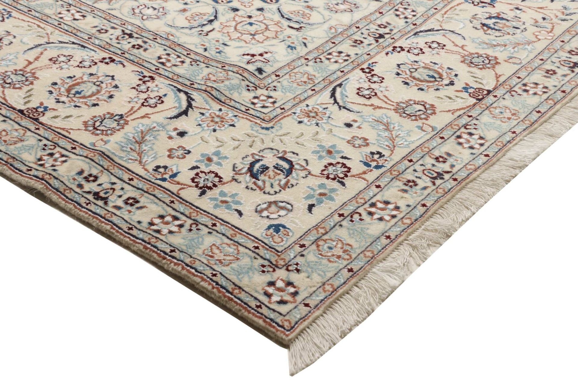 Nain Perserteppich aus Iran, 243 × 336 cm