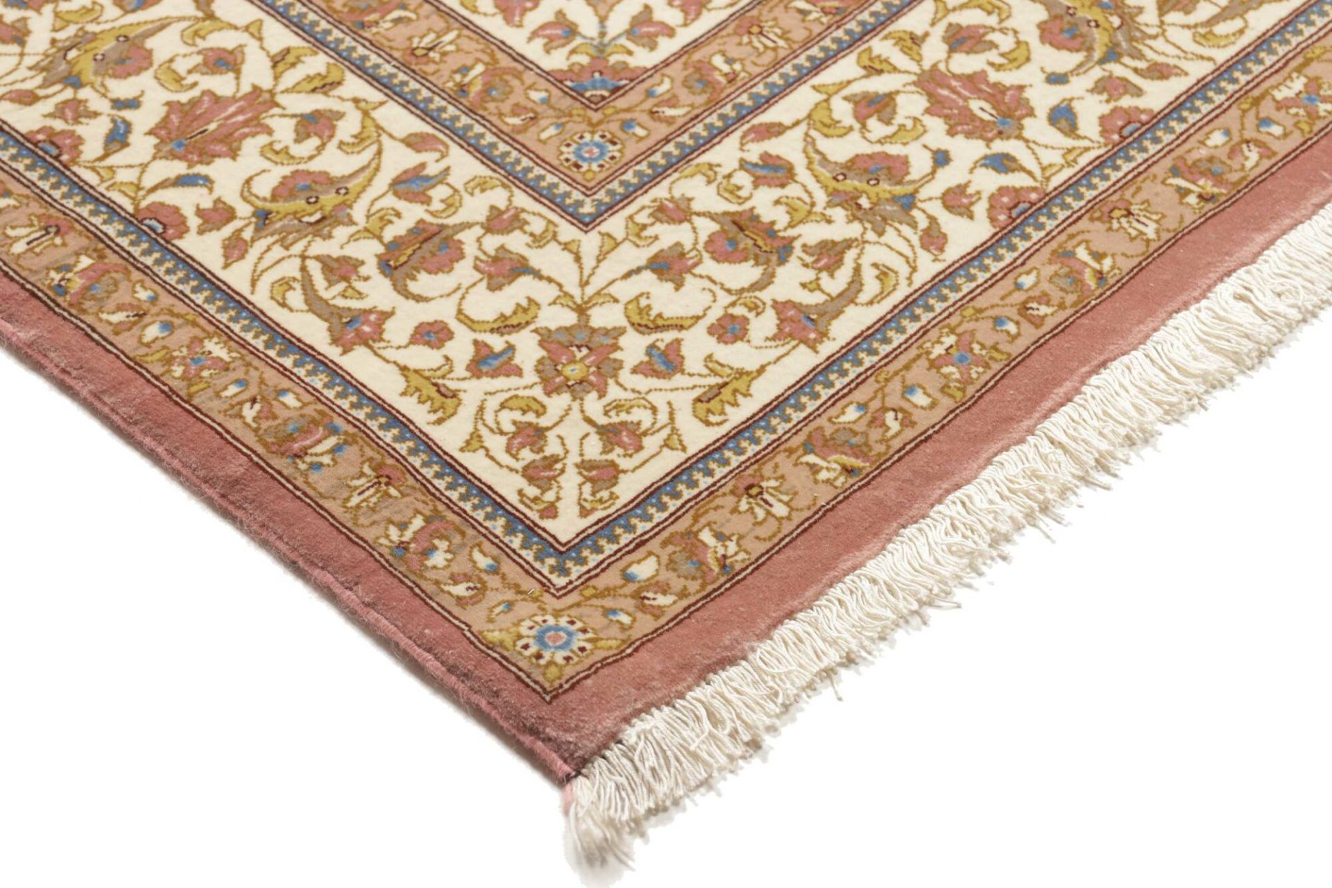 Isfahan Perserteppich 137 × 200 cm aus Wolle & Seide, handgeknüpft
