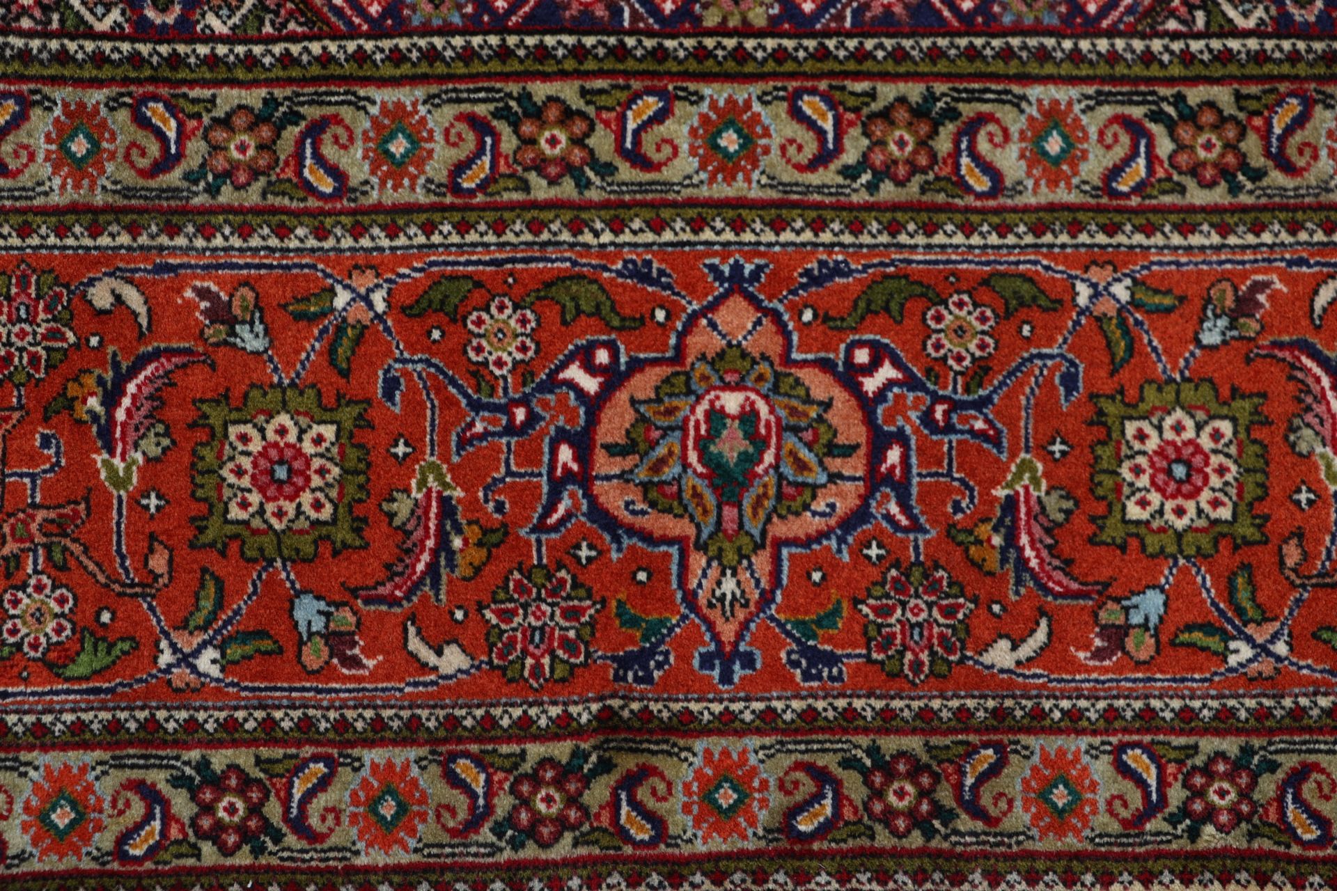 Handgeknüpfter Täbriz Perserteppich, 252 × 340 cm, Wolle & Seide