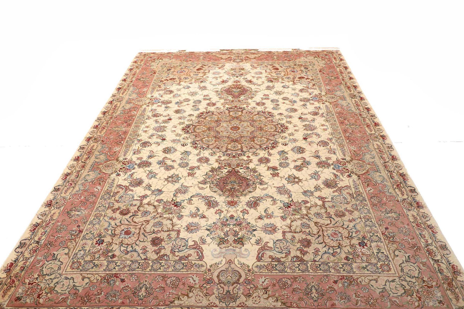 Handgeknüpfter Täbriz Perserteppich 208 × 321 cm