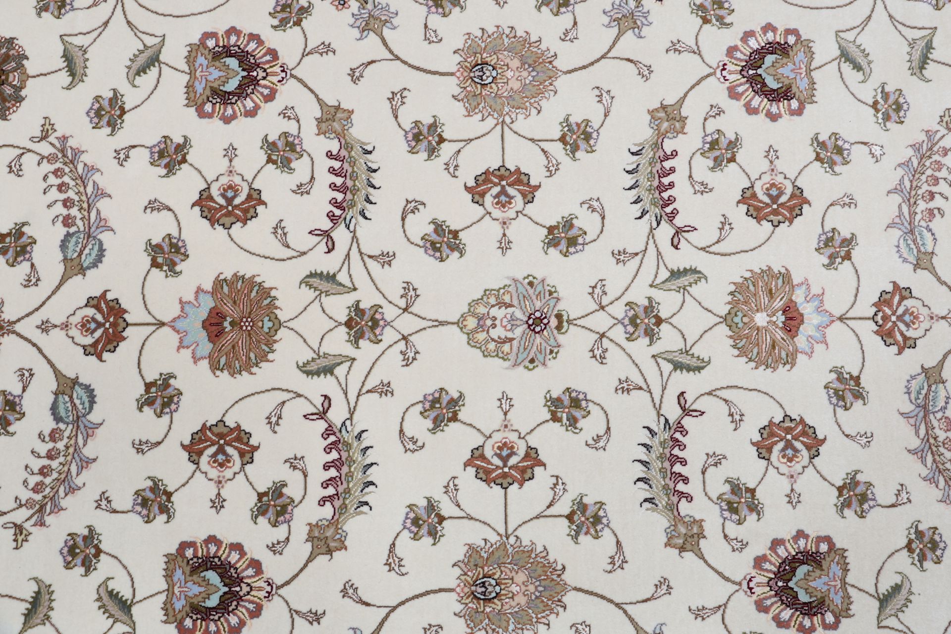 perserteppich-tabriz-245-x-355-cm-schurwolle-seide-handgeknupft-8 Handgeknüpfter Täbriz Perserteppich 245 × 355 cm