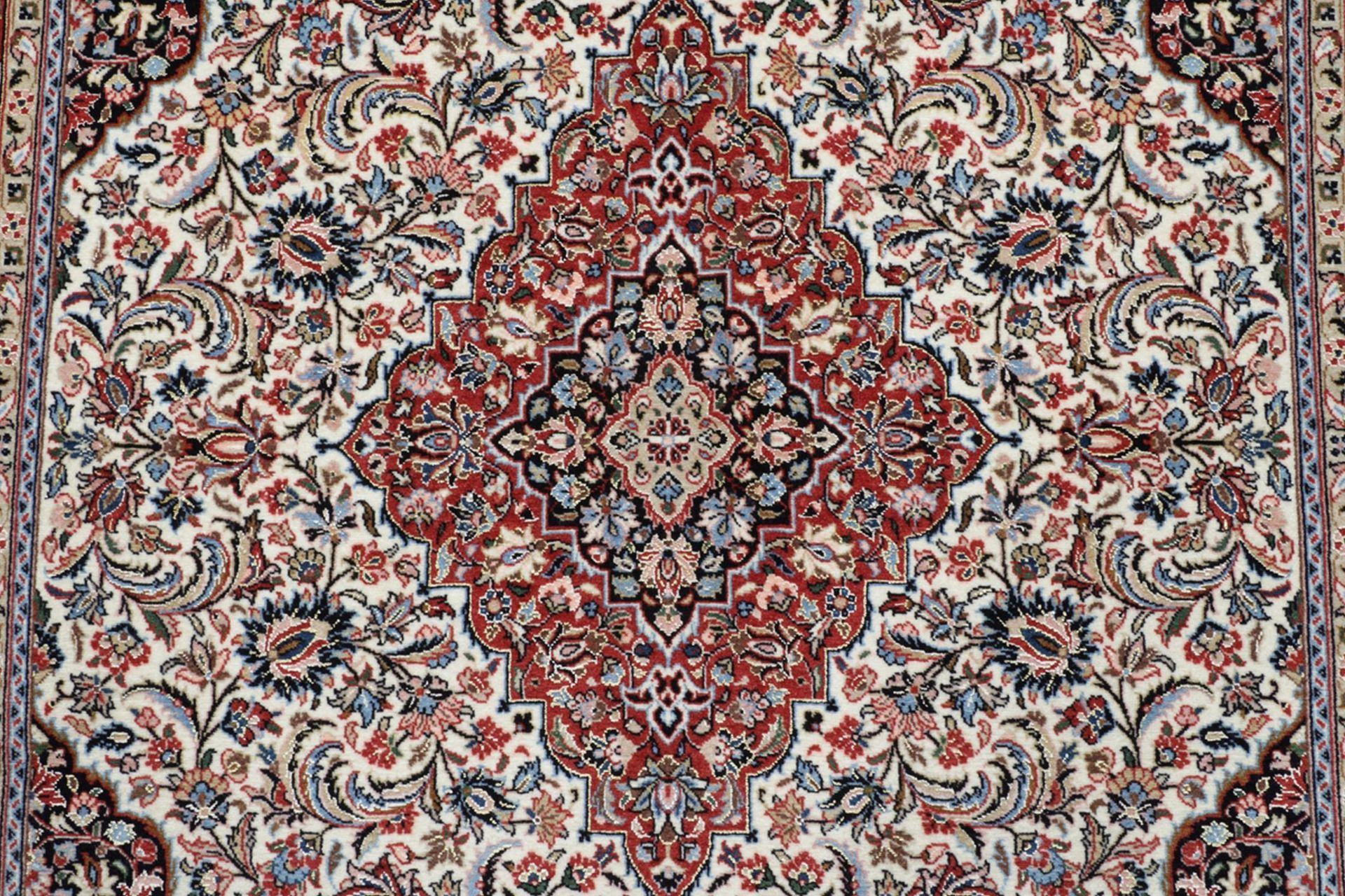 Handgeknüpfter Isfahan Perserteppich 105 × 157 cm