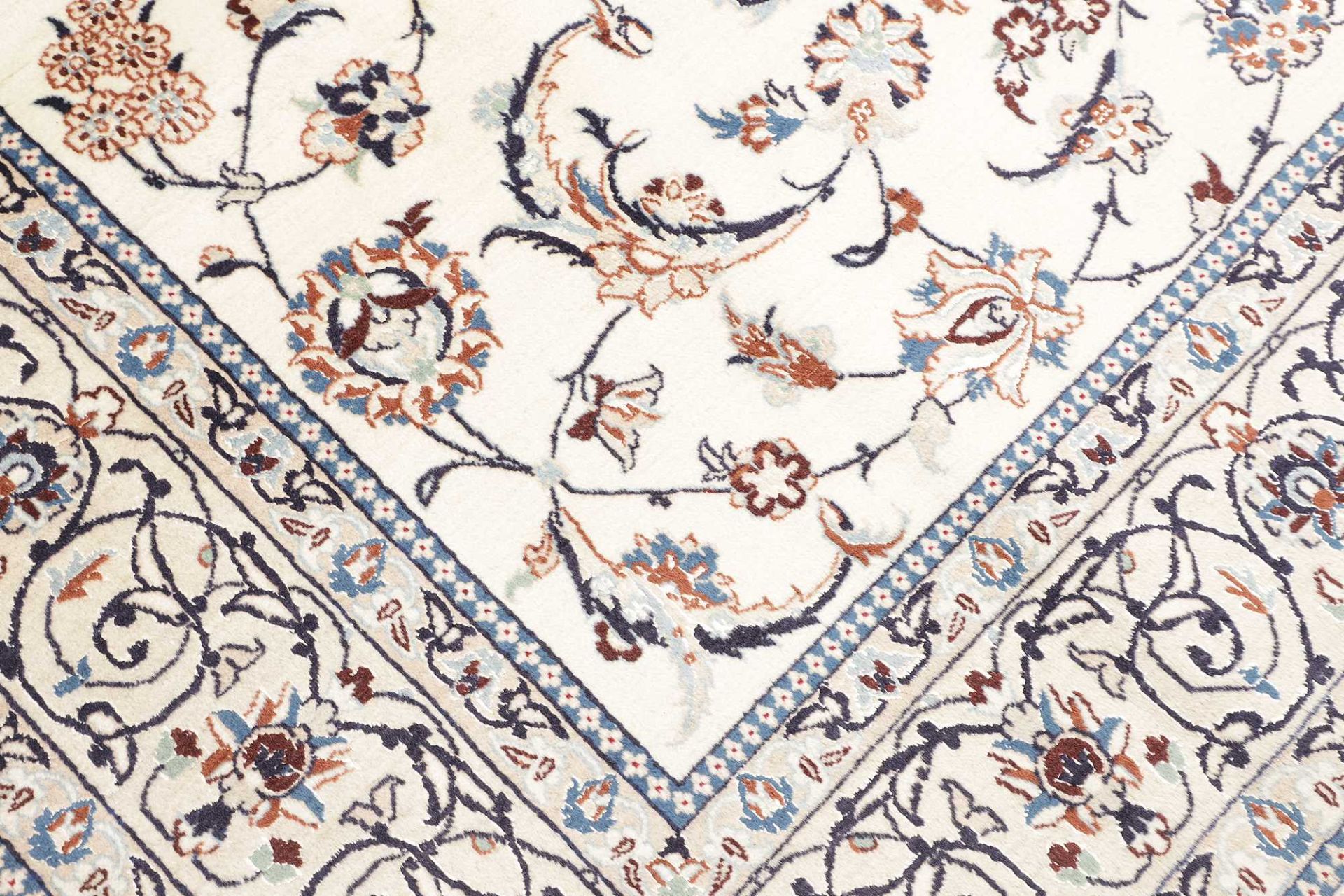 perserteppich-nain-208-x-299-cm-schurwolle-handgeknupft-exklusiv-5 Handgeknüpfter Nain Perserteppich, 208 × 299 cm, Wolle